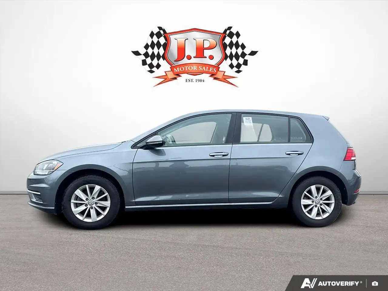 Volkswagen Golf снимка Volkswagen Golf
