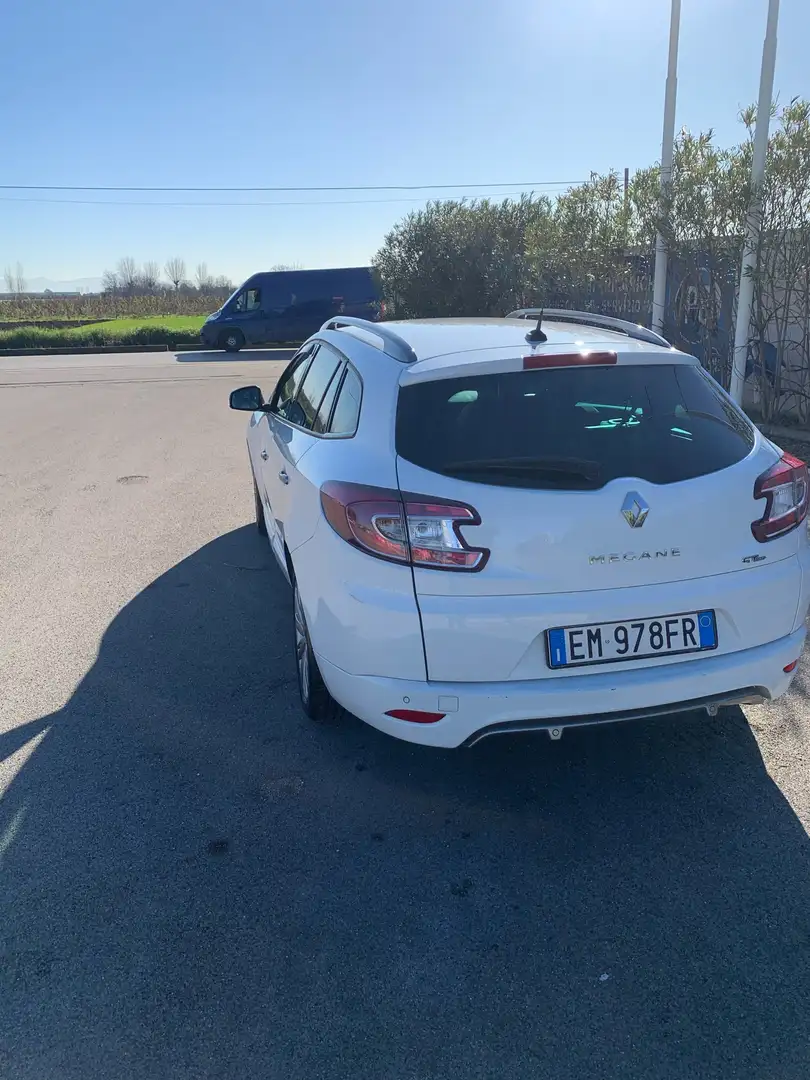 Renault Megane SporTour 2.0 dci Luxe TomTom 150cv proactive fap Bílá - 1