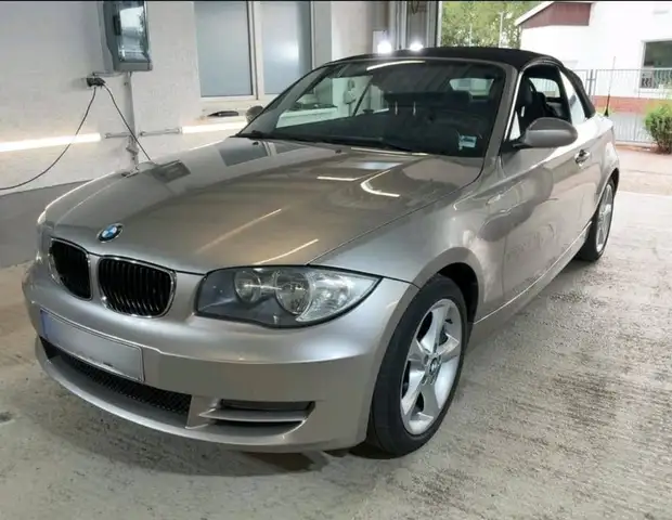 BMW 118 118i Cabrio Futura