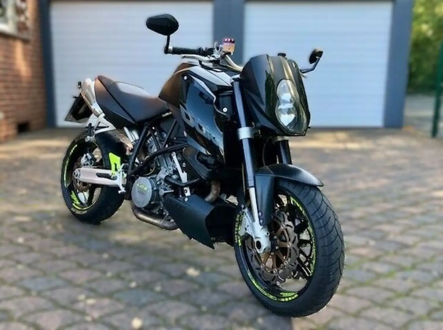 KTM 990 Super Duke Czarny - 1