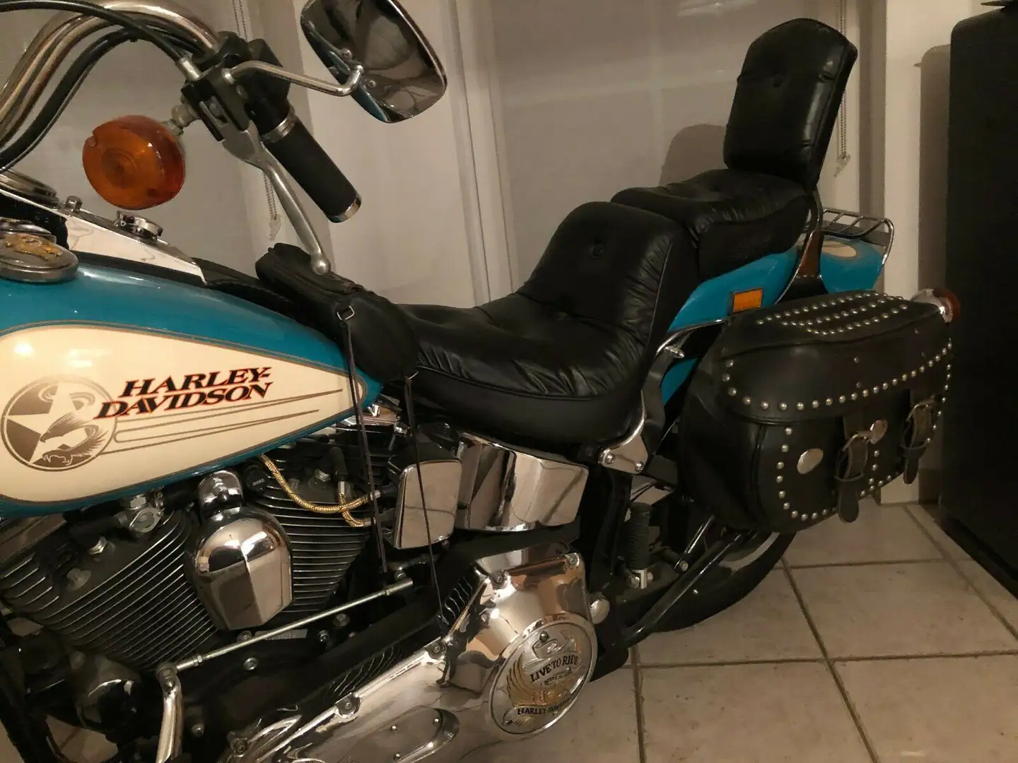 Harley-Davidson Softail Springer FXSTS Alb - 2