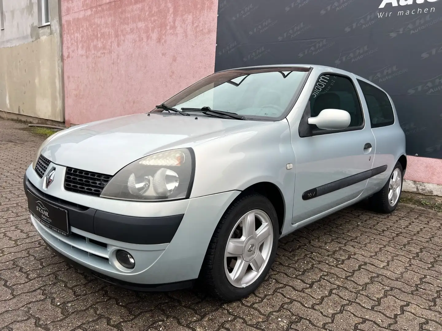 Renault Clio Dynamique 1.2 16V*1.Hand*Klima*Tüv-08.2026* Grau - 1