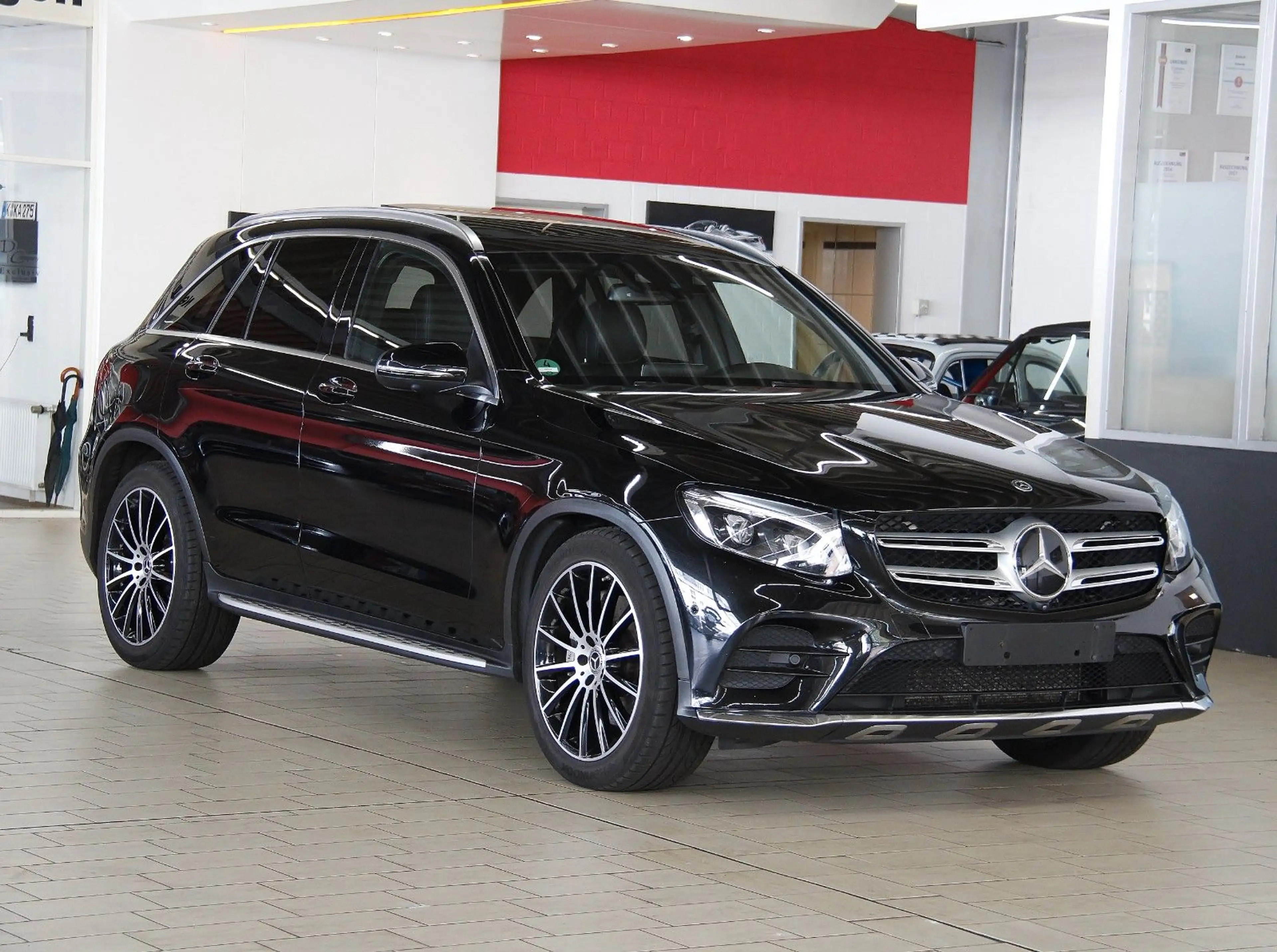 Mercedes-Benz GLC 350 d 4M AMG *360+BURMESTER+LEDER+PANO+20"
