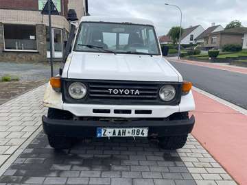 PZJ75 Fourgon