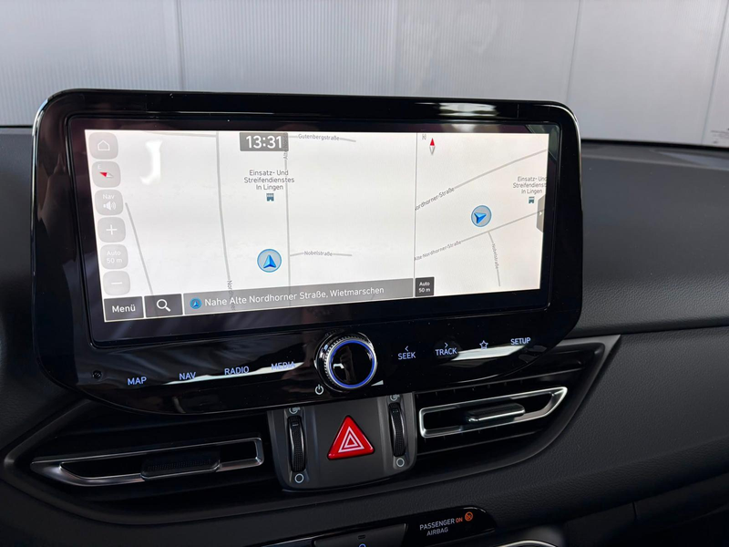 Hyundai i30 N-Line 1.5 T-GDI 48V / Navi / PDC V&H + Kamera / S — photo 12