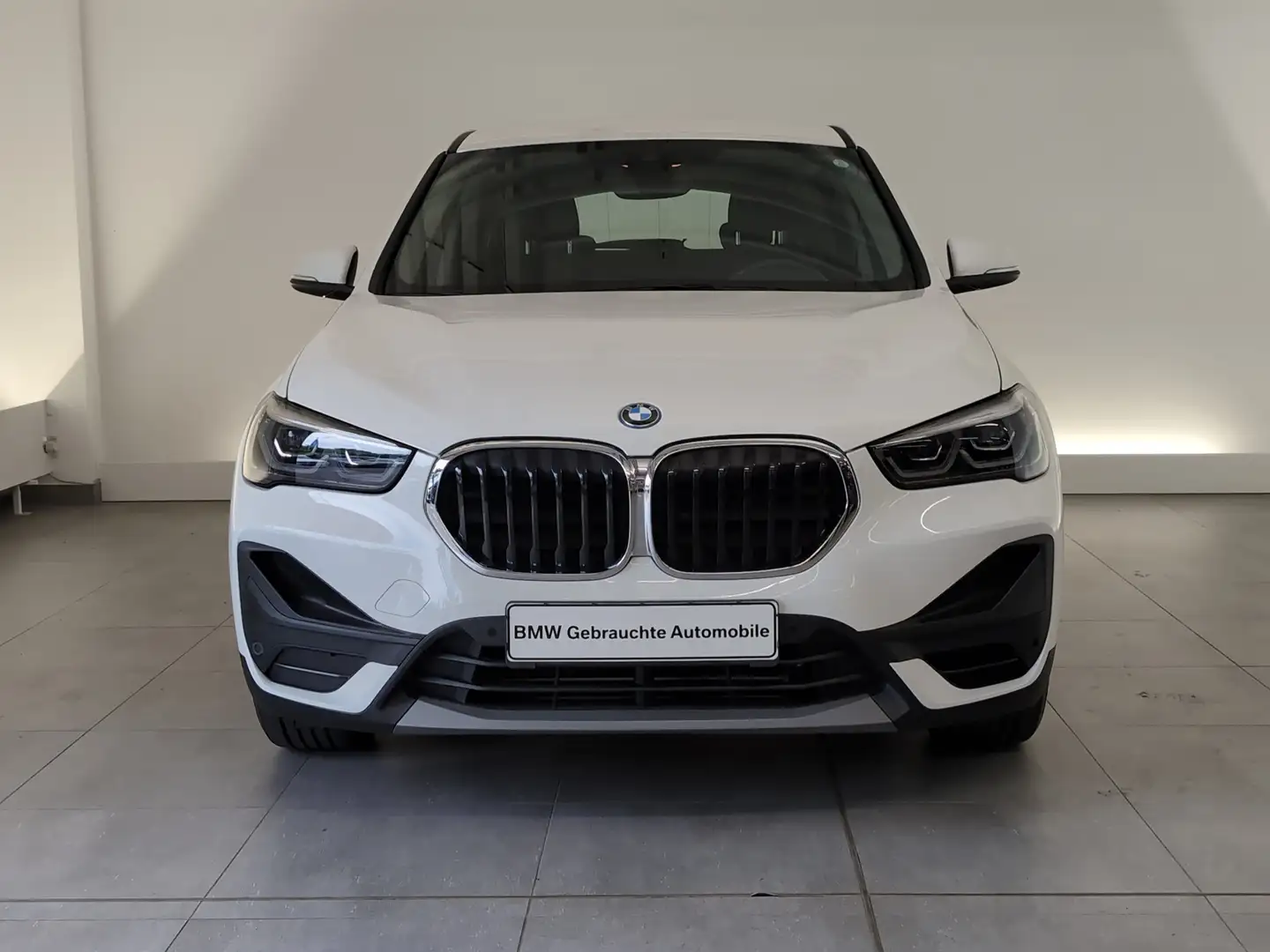 BMW X1 xDrive25e Advantage AHK/SHZ/PDC AHK/SHZ/PDC Blanc - 2