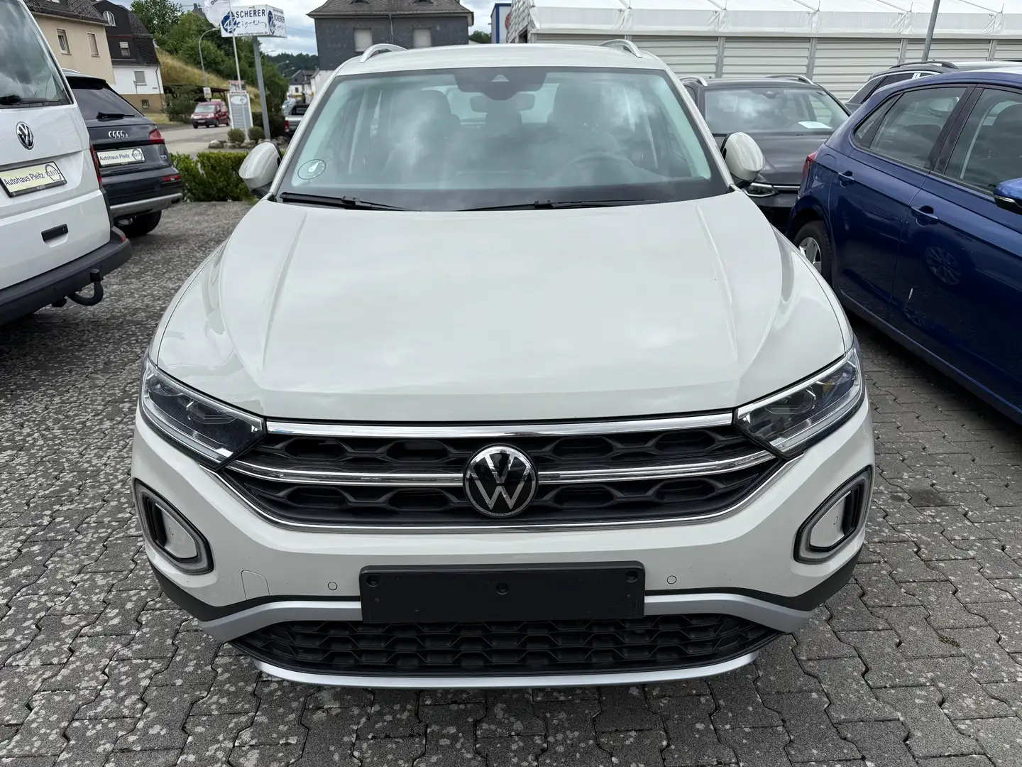 Volkswagen T-Roc Style Edition 1.5 TSI 110 kW DSG RFK SHZ LED ACC Grijs - 2