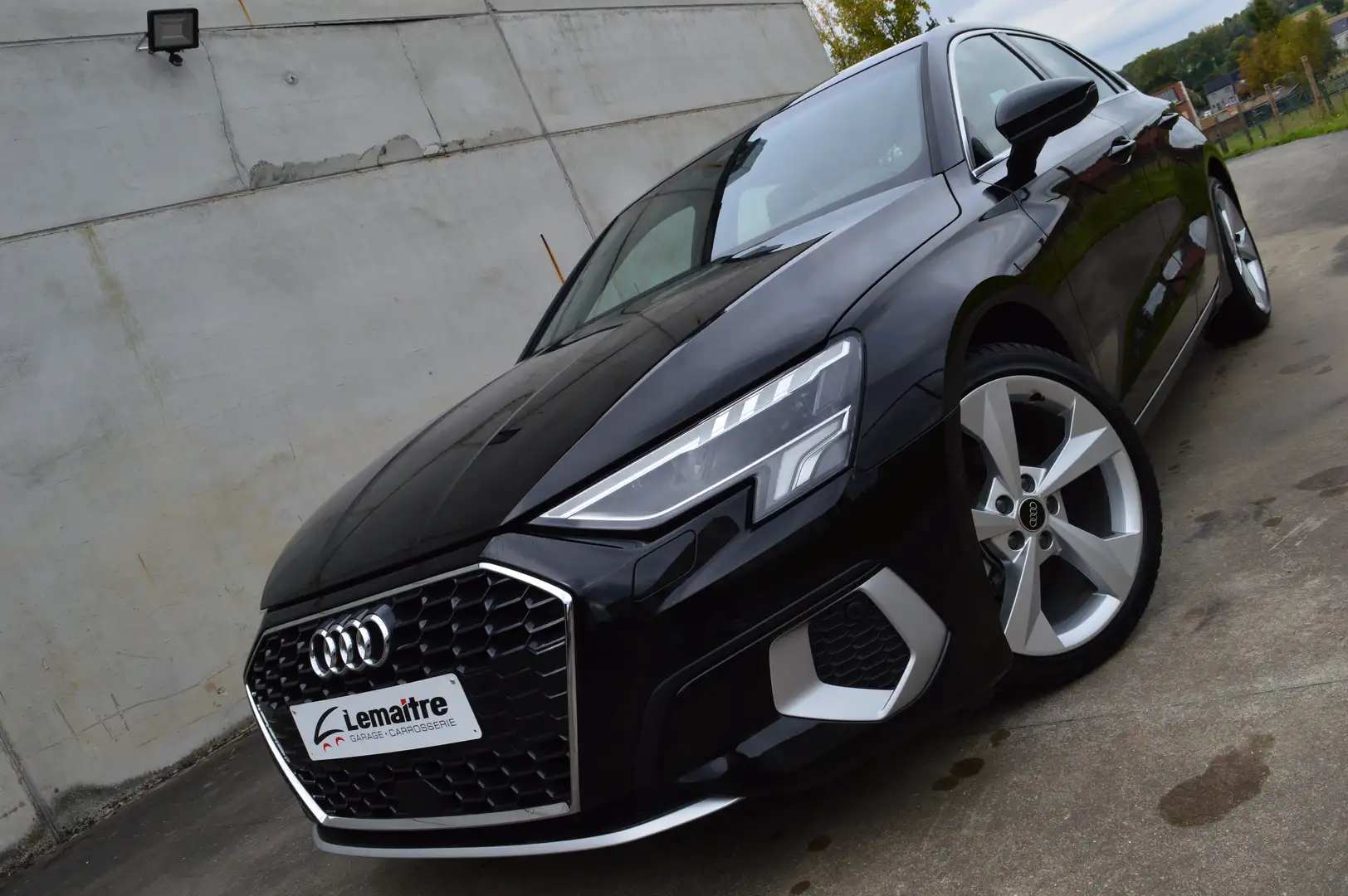 Audi A3 Sportback Advanced S-tronic MHEV 30 TFSI 110Pk Zwart - 1