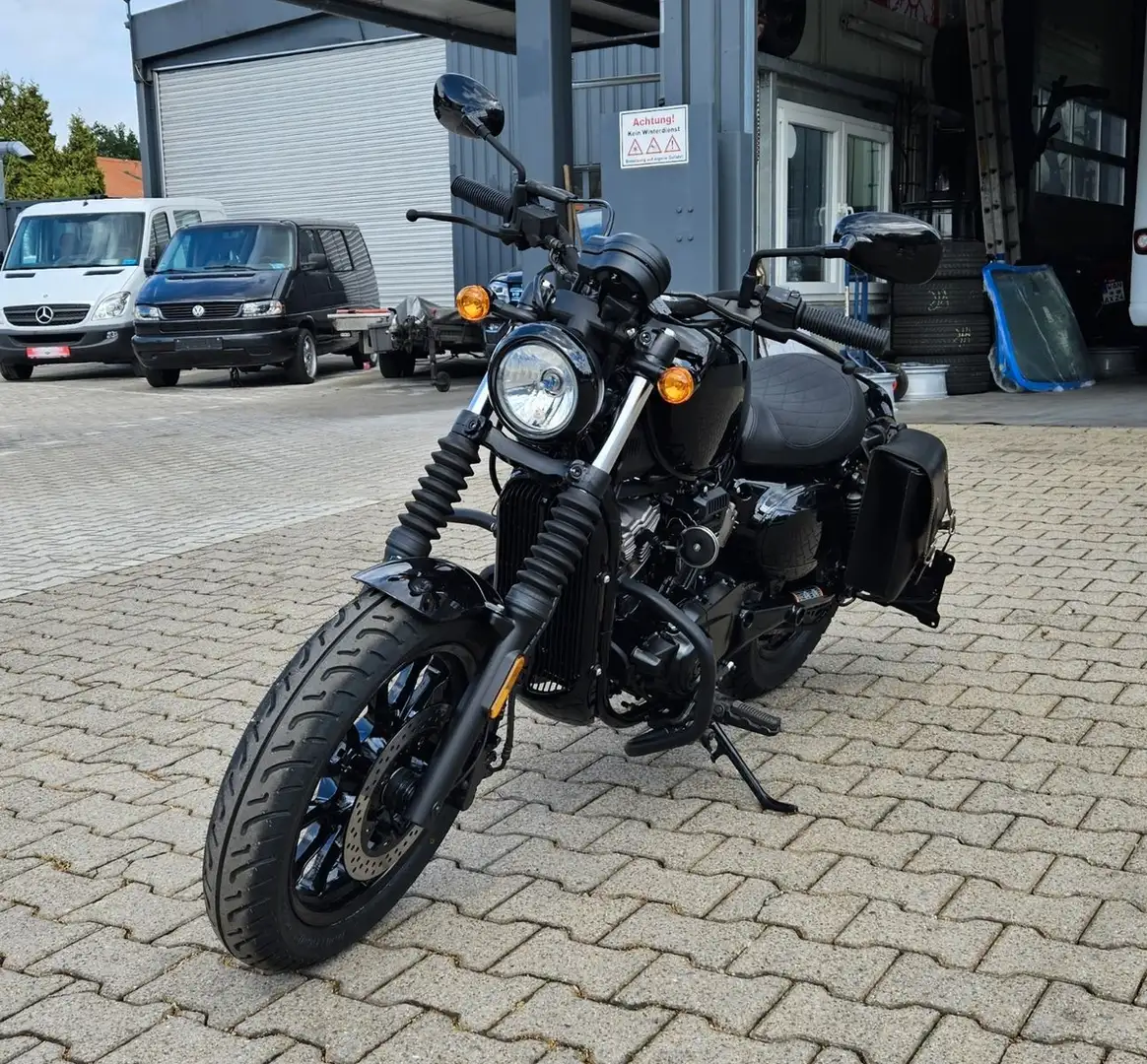Hyosung Hyundai GV 125 Bobber Spezial Czarny - 1