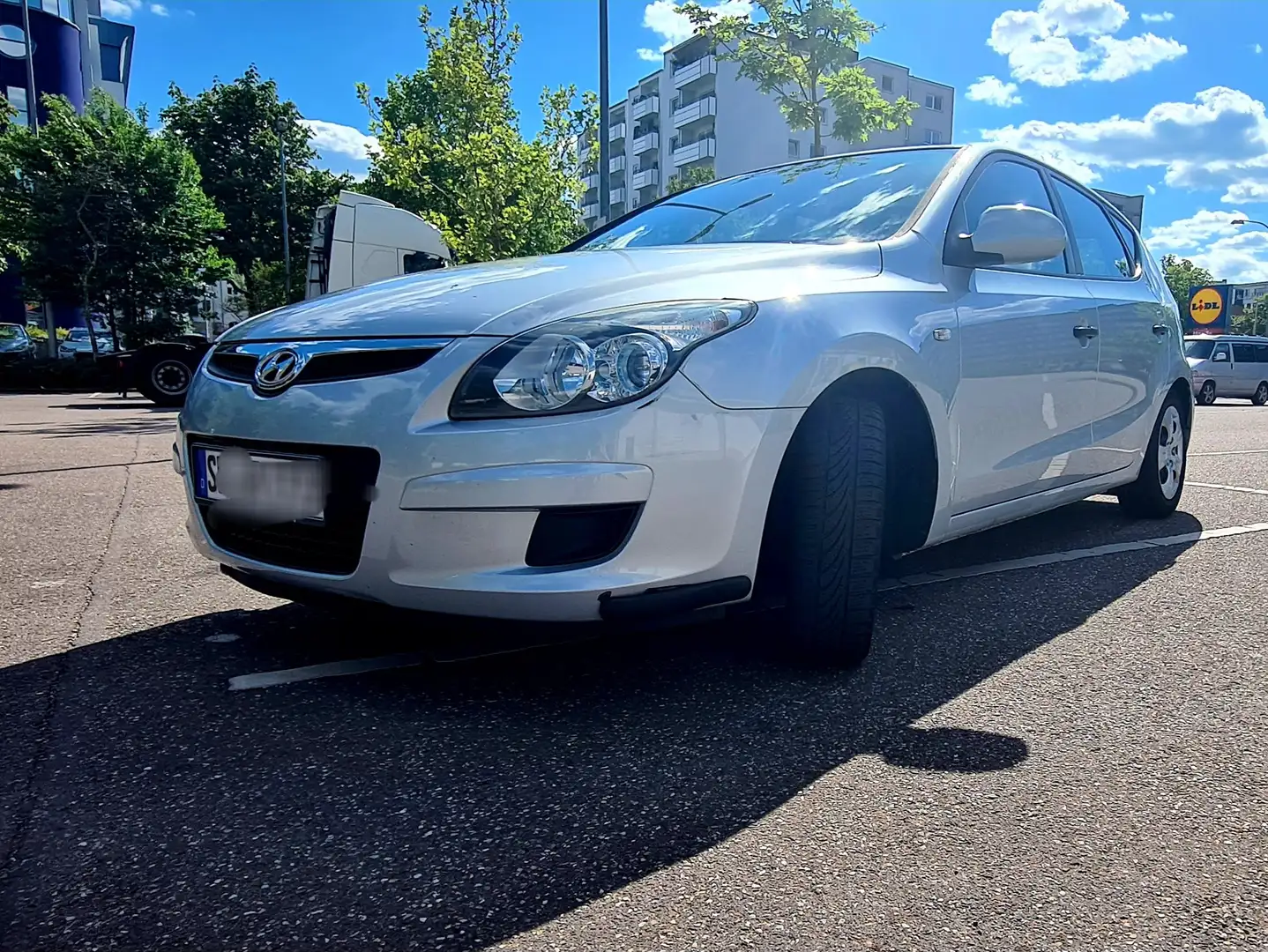 Hyundai i30 i30 1.4 Classic Silber - 2