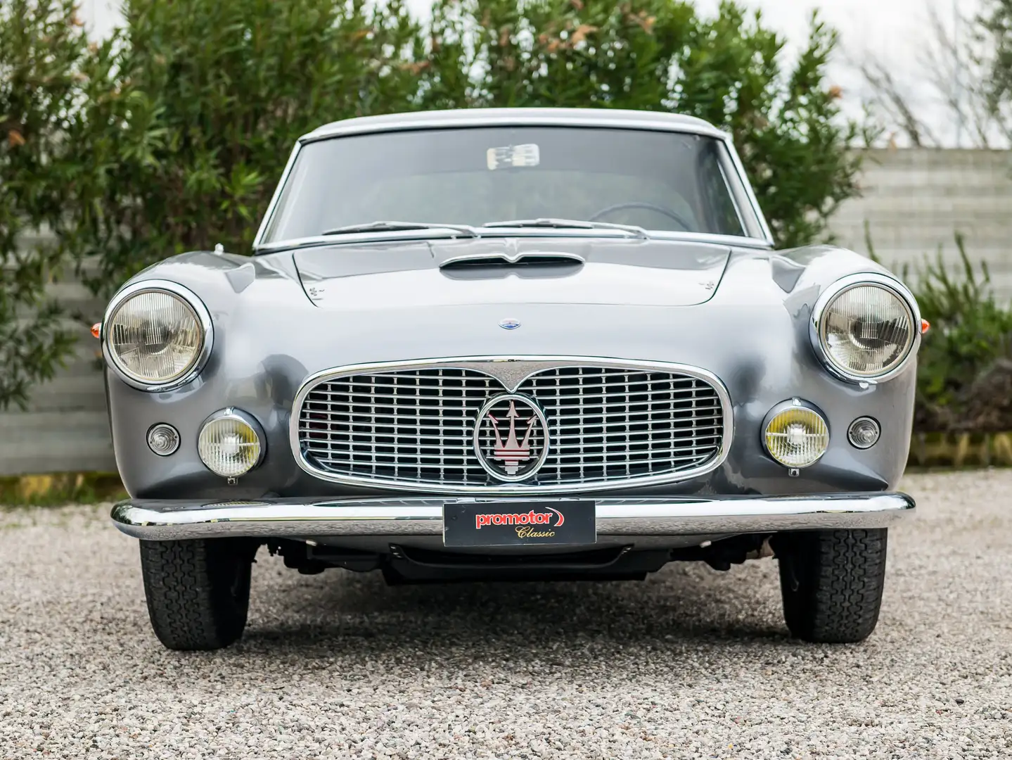 Maserati 3500 GT Touring Серый - 2