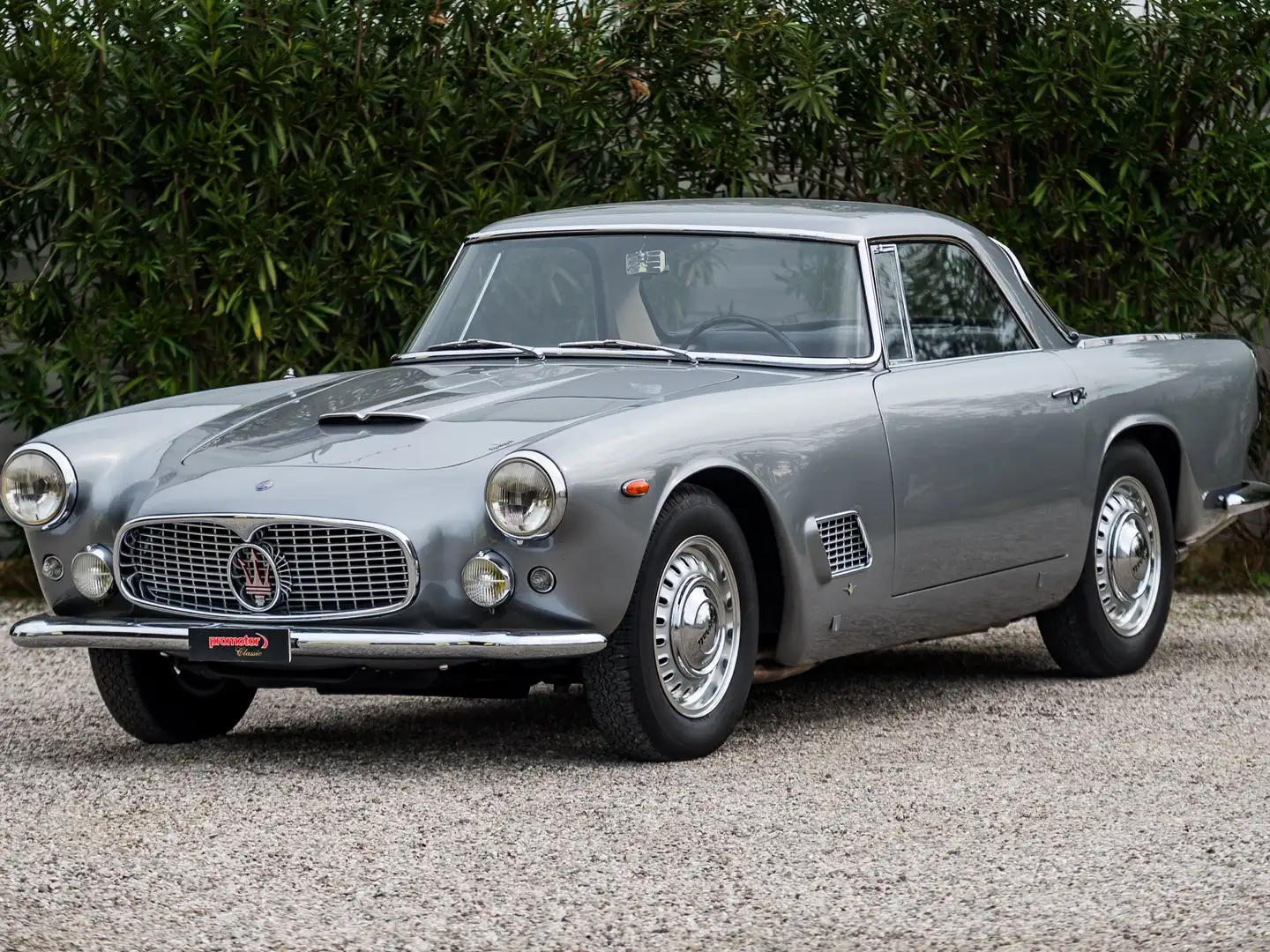 Maserati 3500 GT Touring Серый - 1