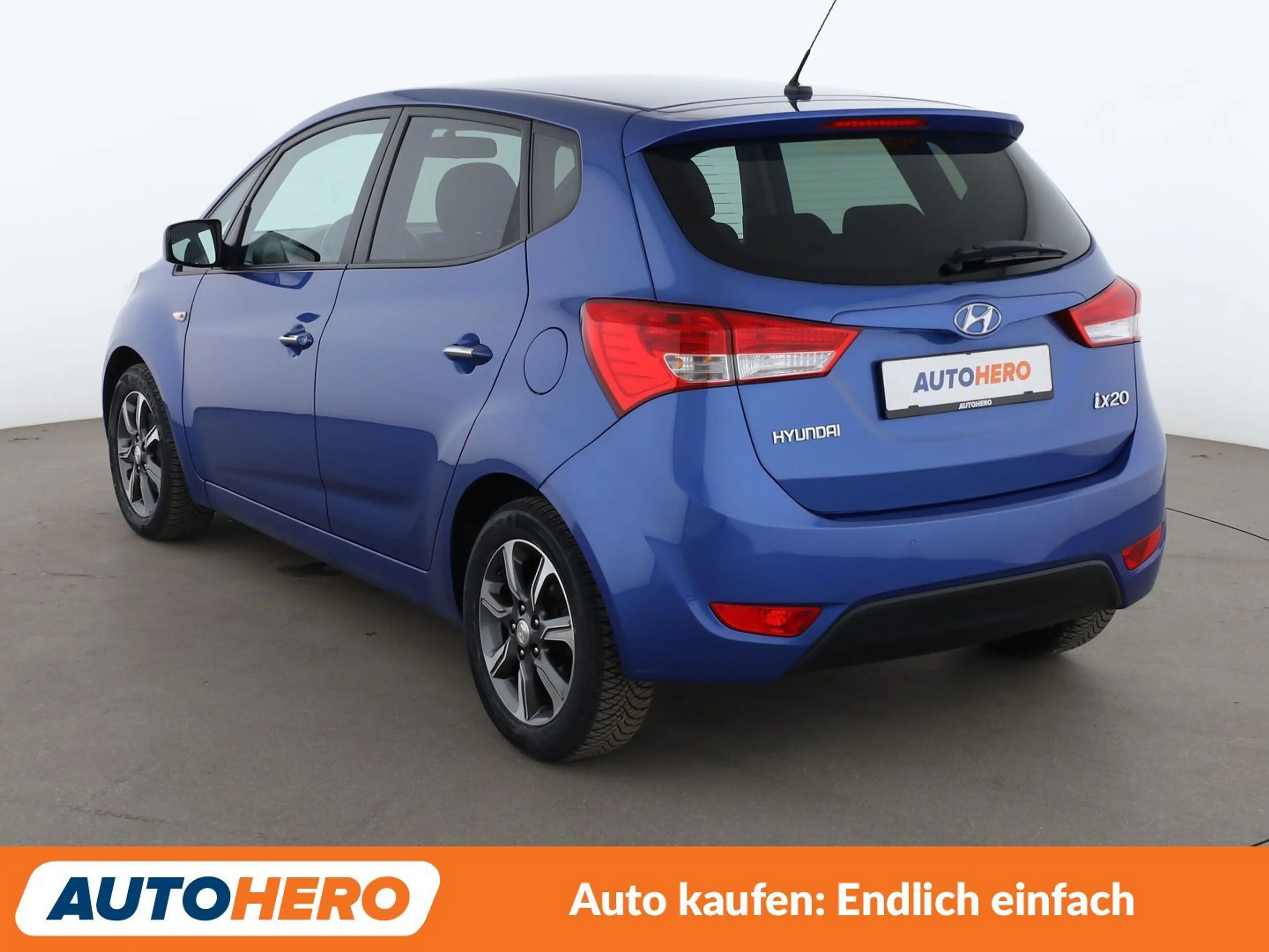 Hyundai iX20 1.6 Space blue*PDC*SHZ*KLIMA*GARANTIE* — photo 4
