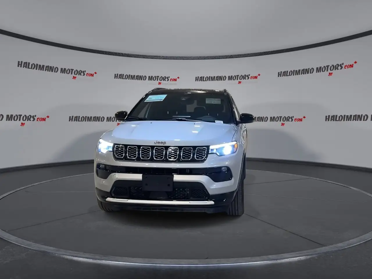 Jeep Compass photo Jeep Compass