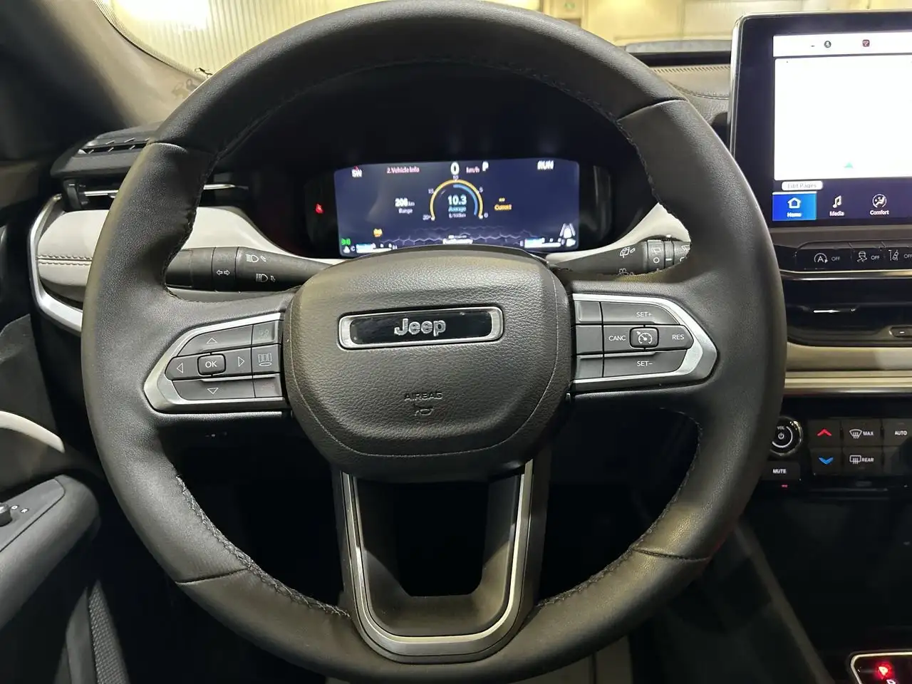 Jeep Compass photo Jeep Compass