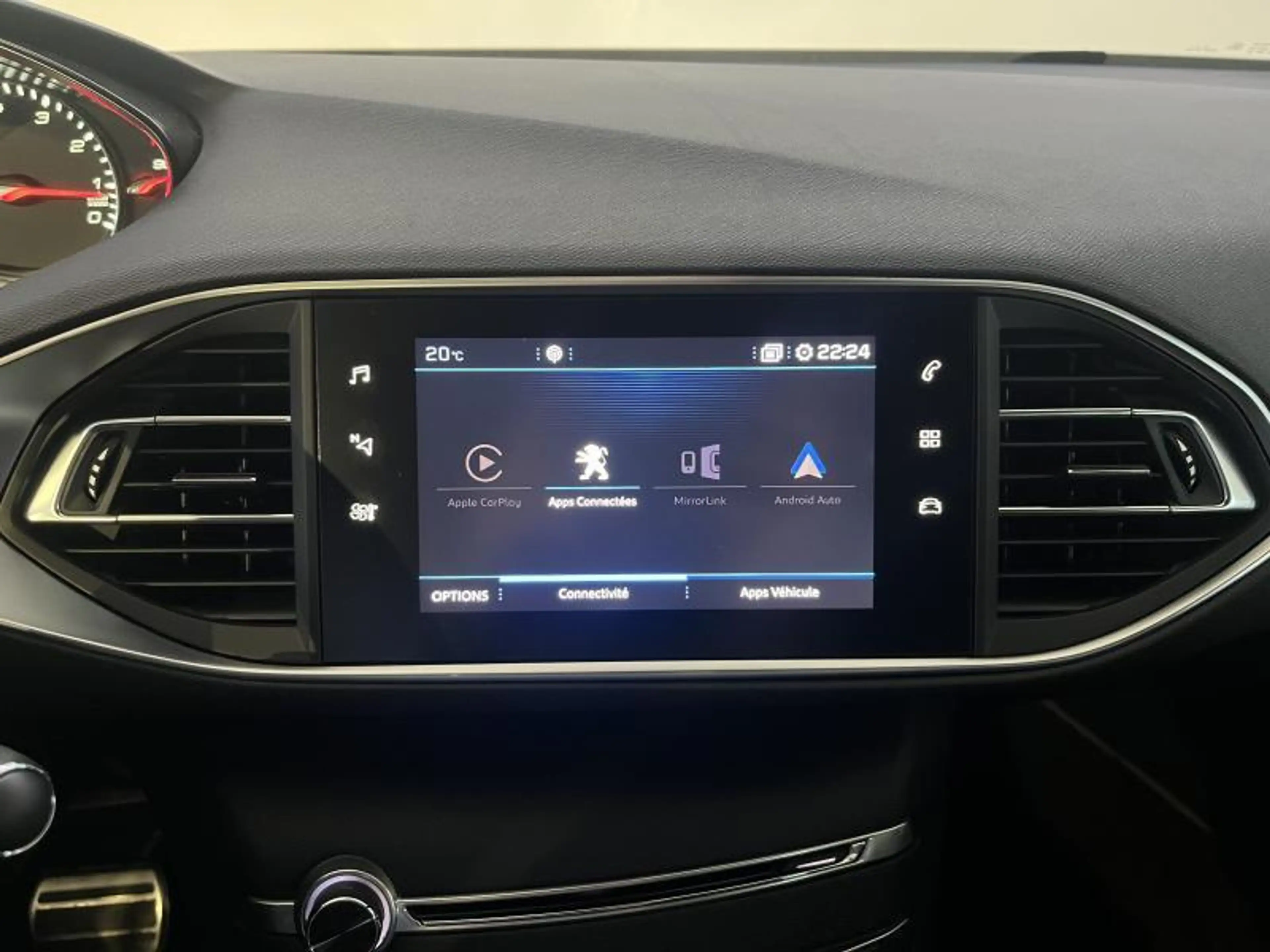 Peugeot 308 II GT Line — photo 15