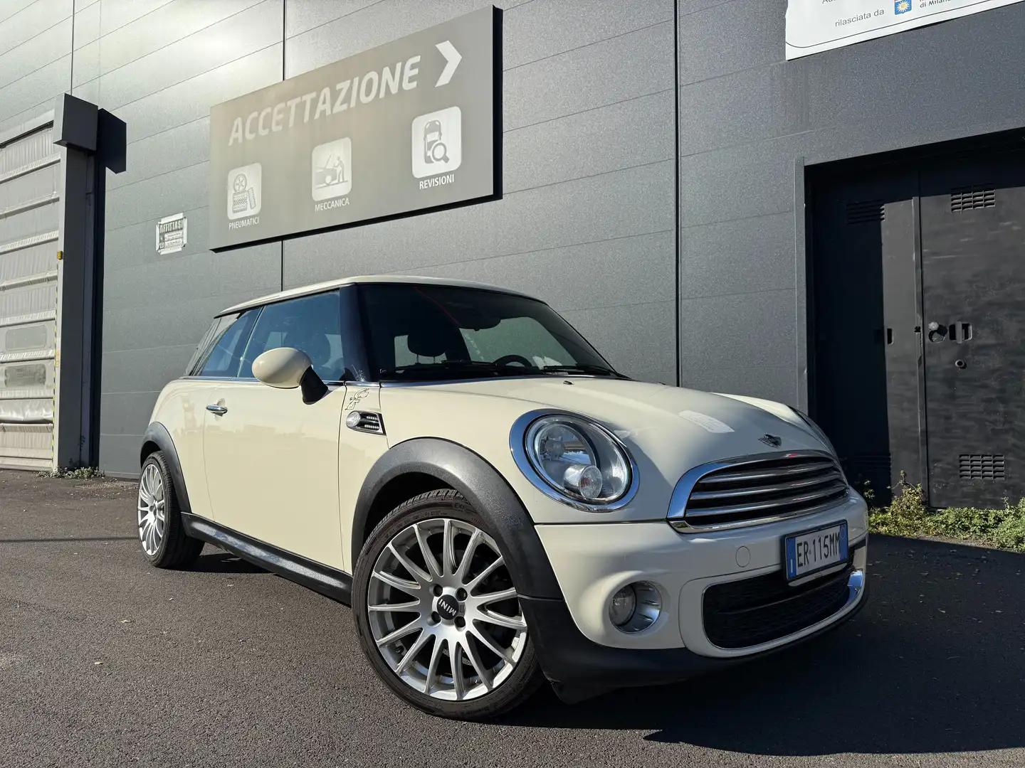 MINI One D Mini III R56 2007 Hatchback 1.6 s/clima Beige - 1