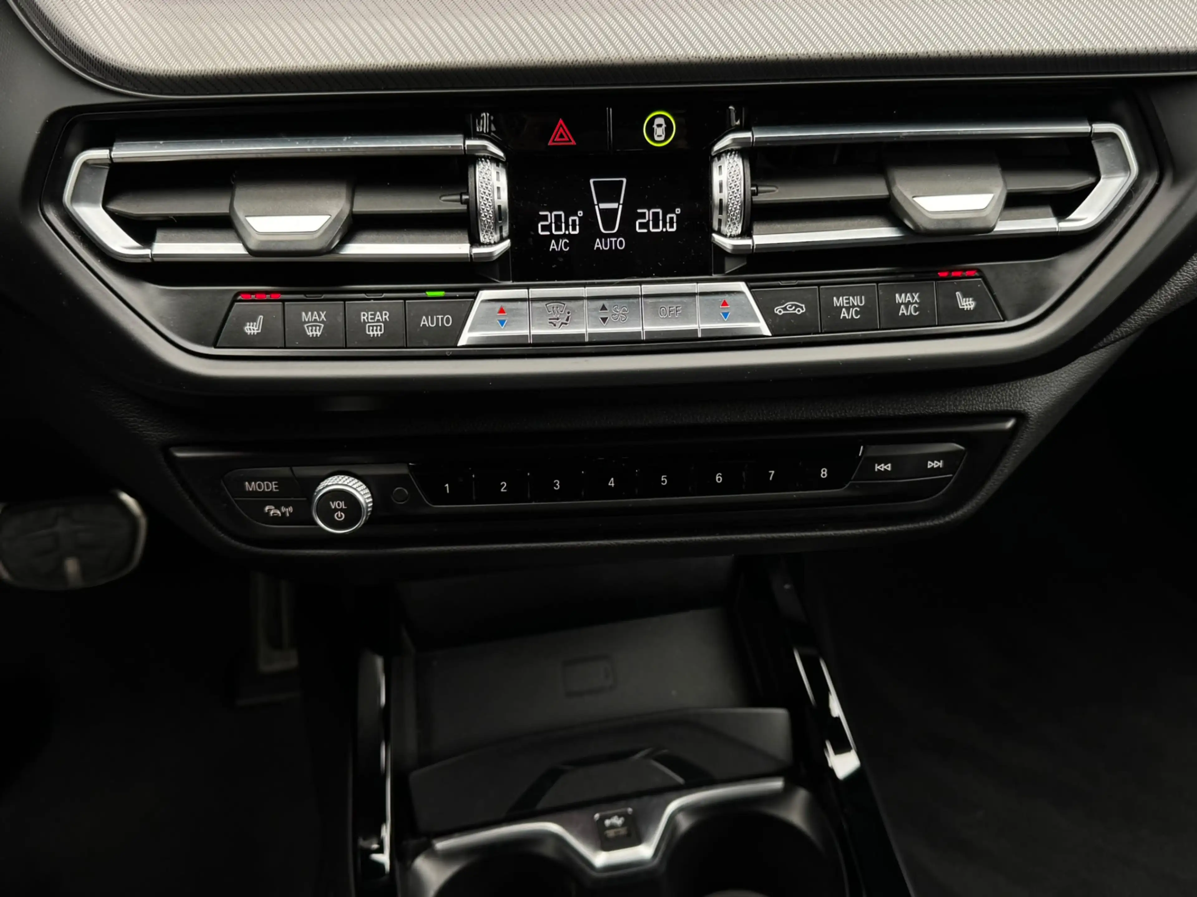BMW 118 1-serie 118i 140PK Automaat M-Sport Shadow Pano He — photo 31