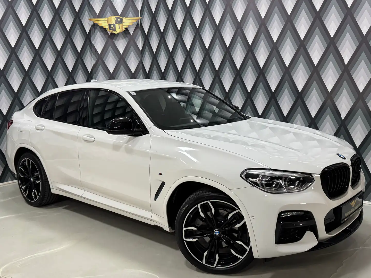 BMW X4 xDrive 20d (G02) // M-SPORT // AHK // HEAD-UP // Weiß - 1