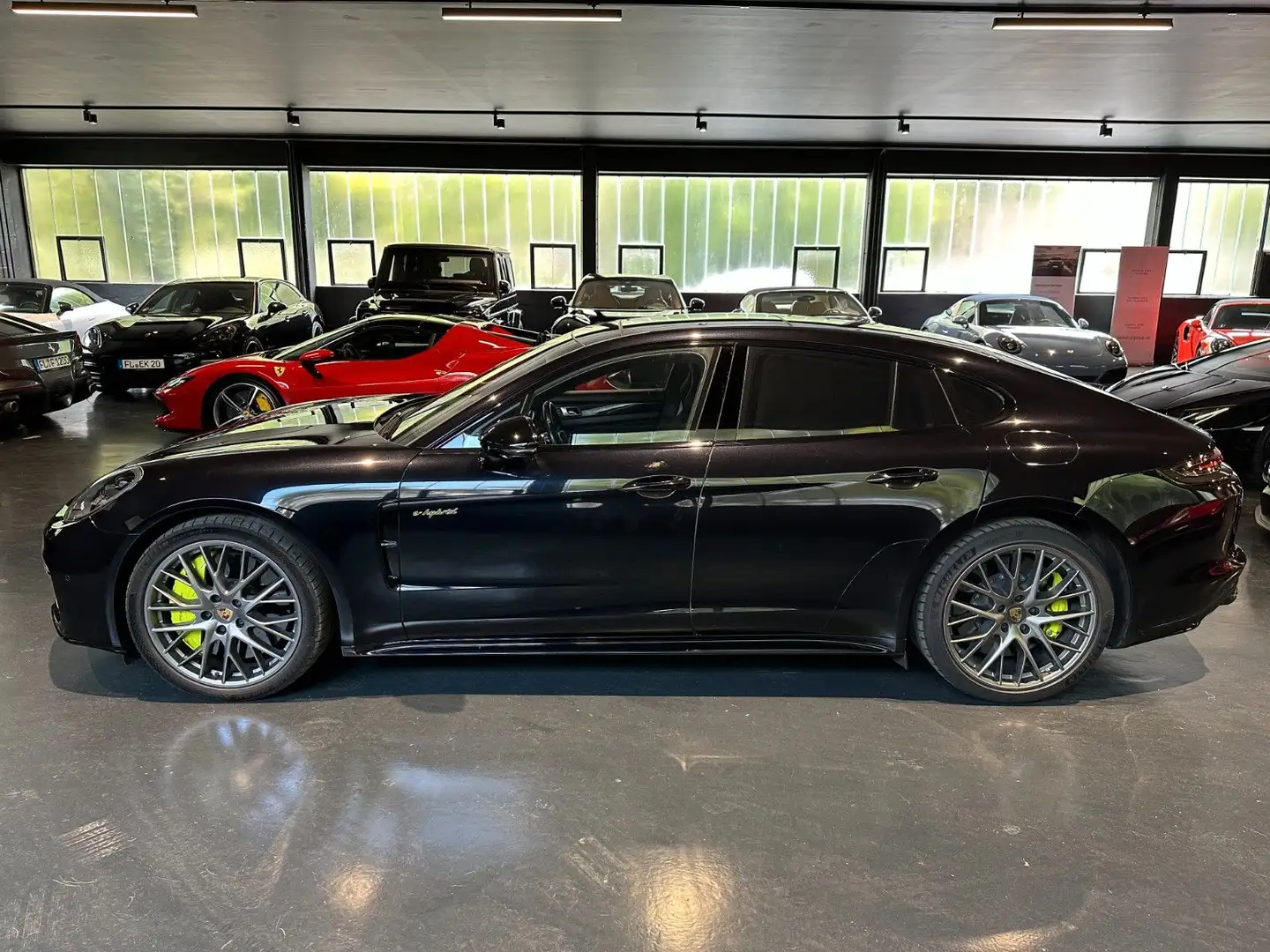 Porsche Panamera Turbo S E-Hybrid*Burmester*PCCB*Chrono Zwart - 2