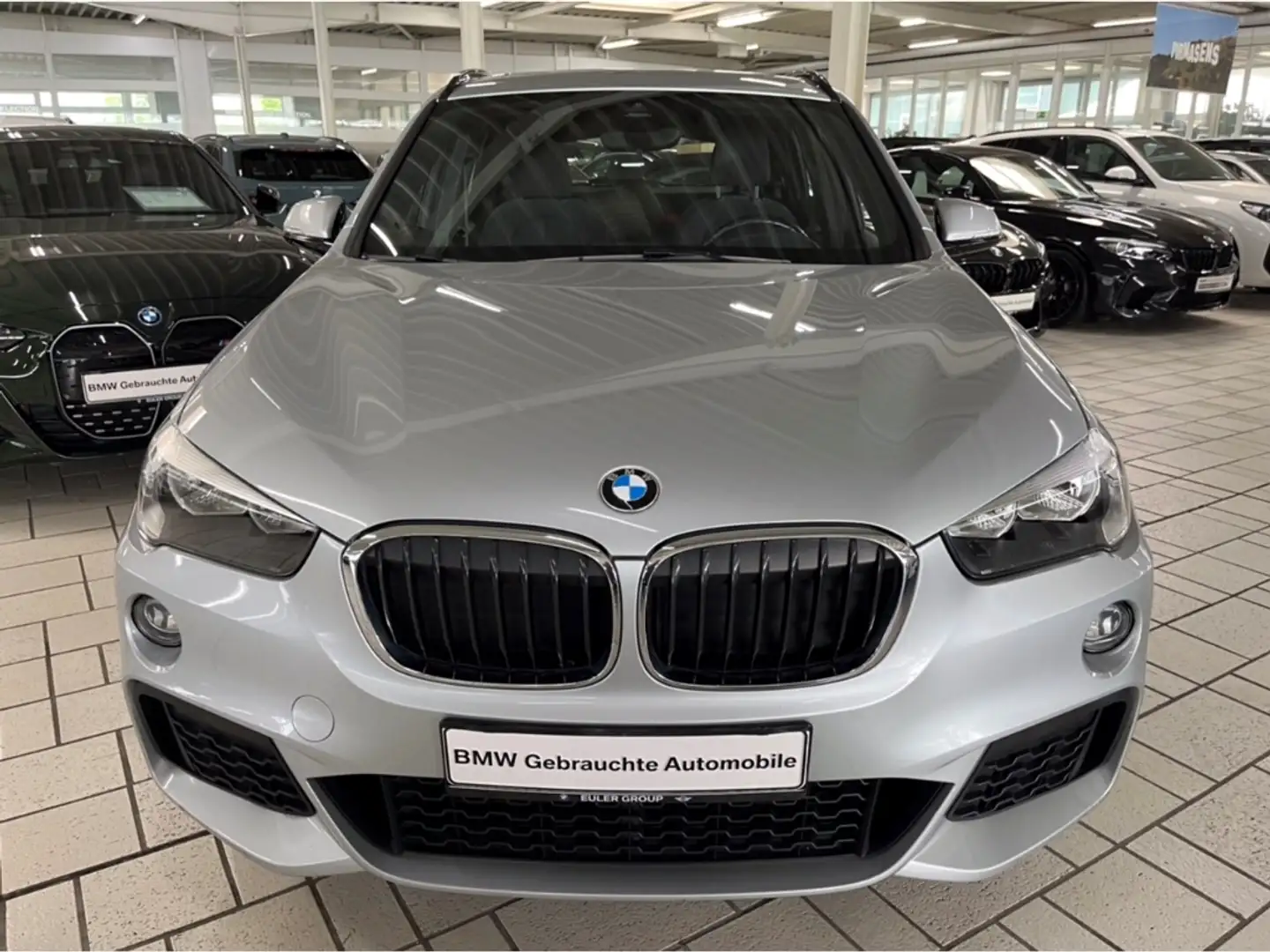 BMW X1 xDrive 25i A M-Sport 18'' Pano SHZ Argent - 2