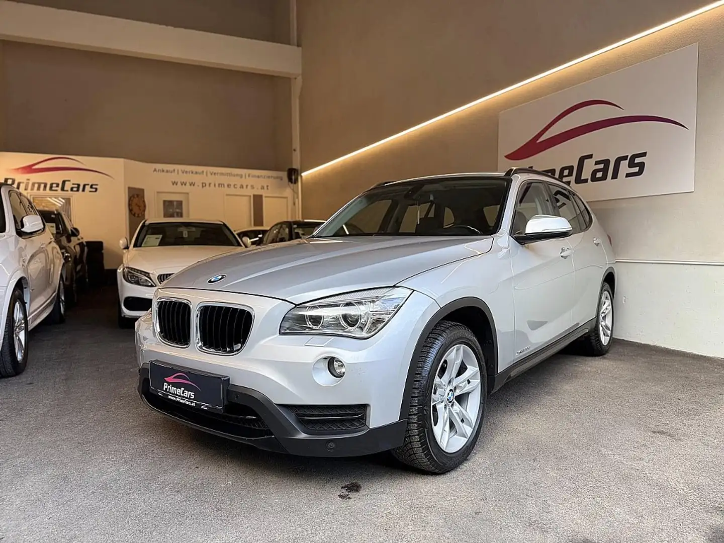 BMW X1 X1 xDrive20d Aut./1.HAND/SPORTLINE/BI-XENON/USB... Grau - 1