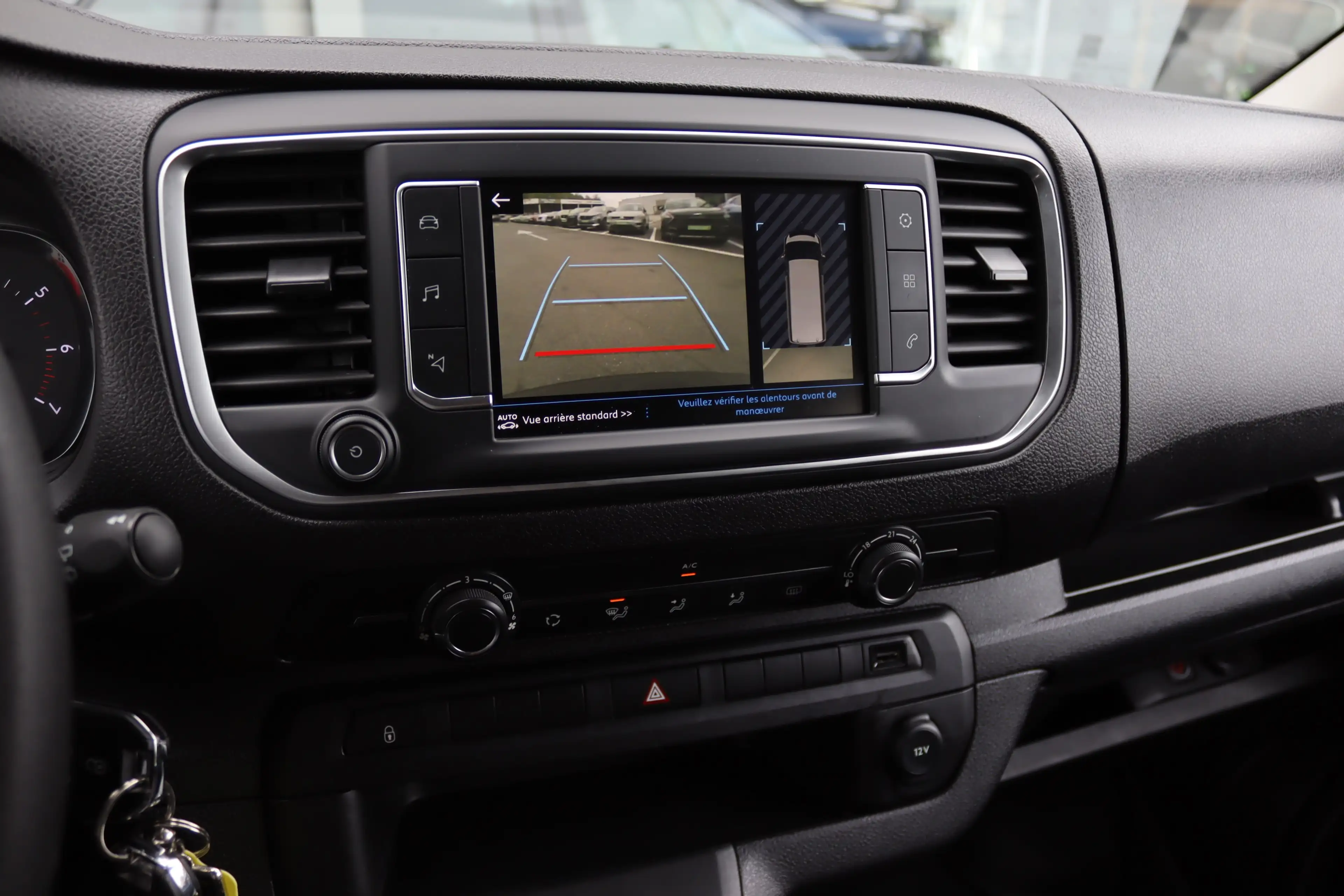 Peugeot Expert 2.0HDI 177CV L3 BOITE AUTO DOUBLE CABINE 5 PLACES TVAC — photo 14