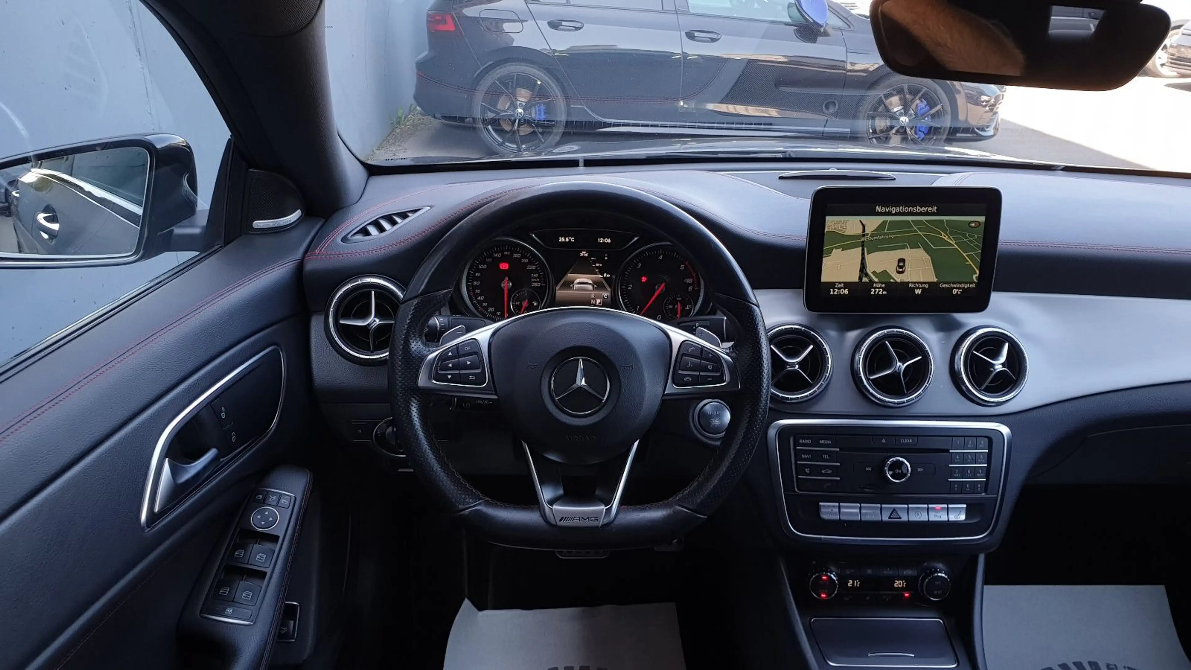 Mercedes-Benz CLA 220 d 4MATIC AMG Line Navi+/LED/Kamera — photo 11