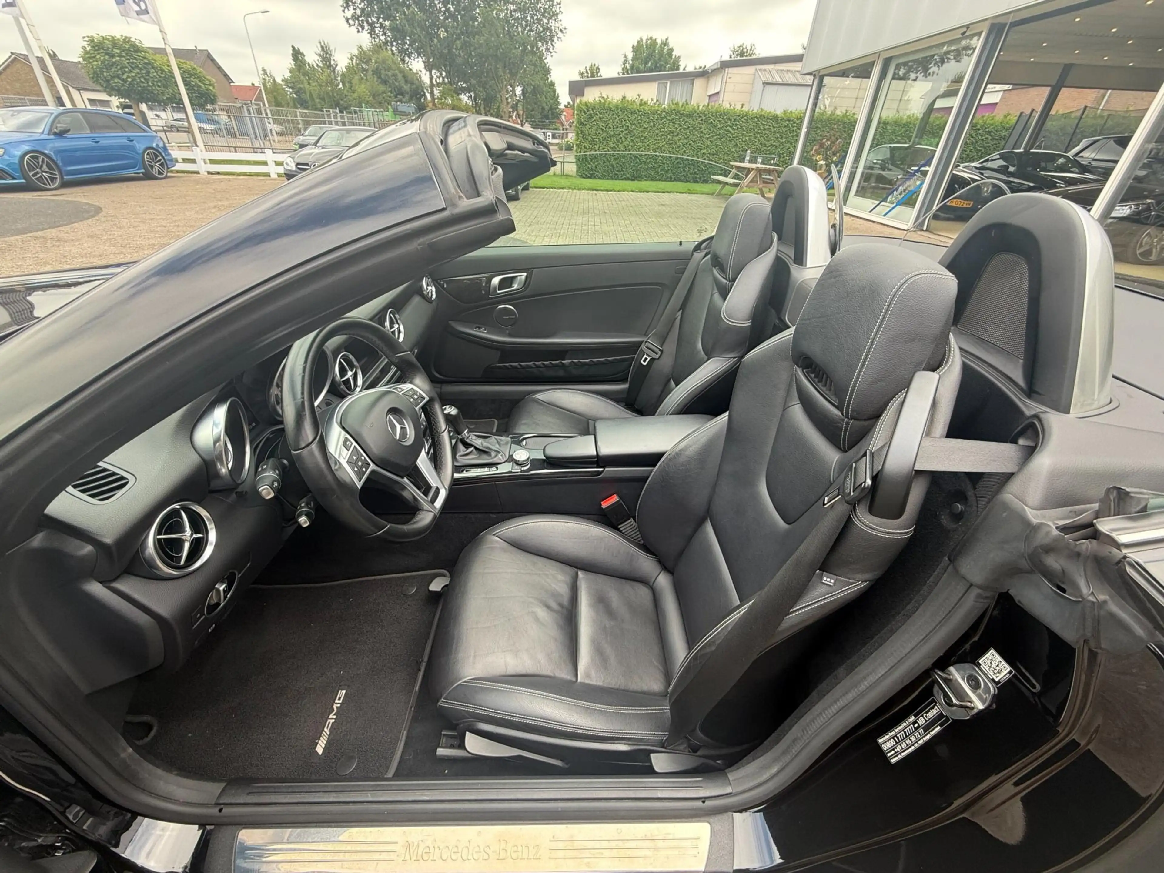 Mercedes-Benz SLK 350 AMG / HARMAN / ILS / AIRSCARF — photo 22