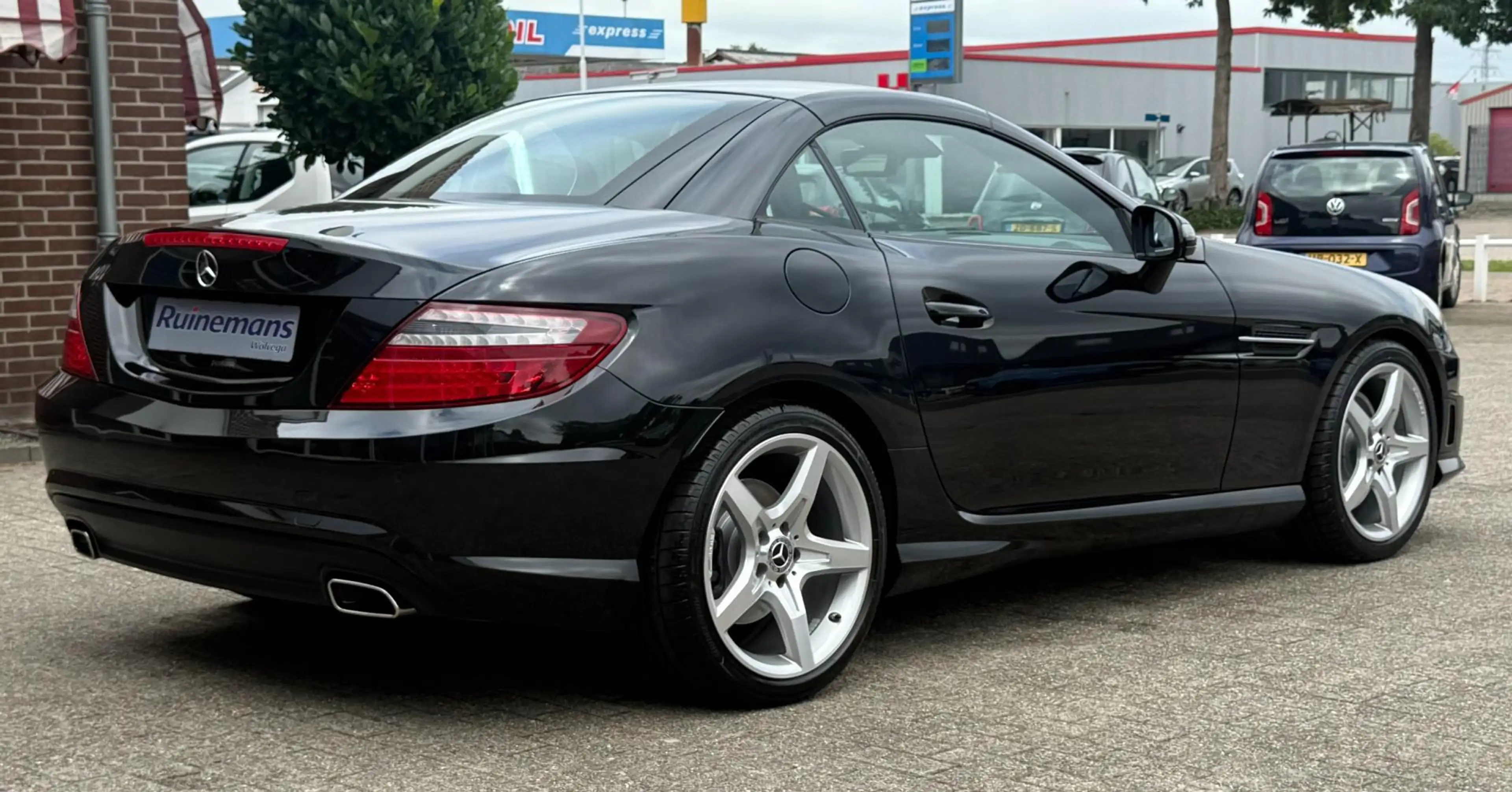 Mercedes-Benz SLK 350 AMG / HARMAN / ILS / AIRSCARF — photo 31