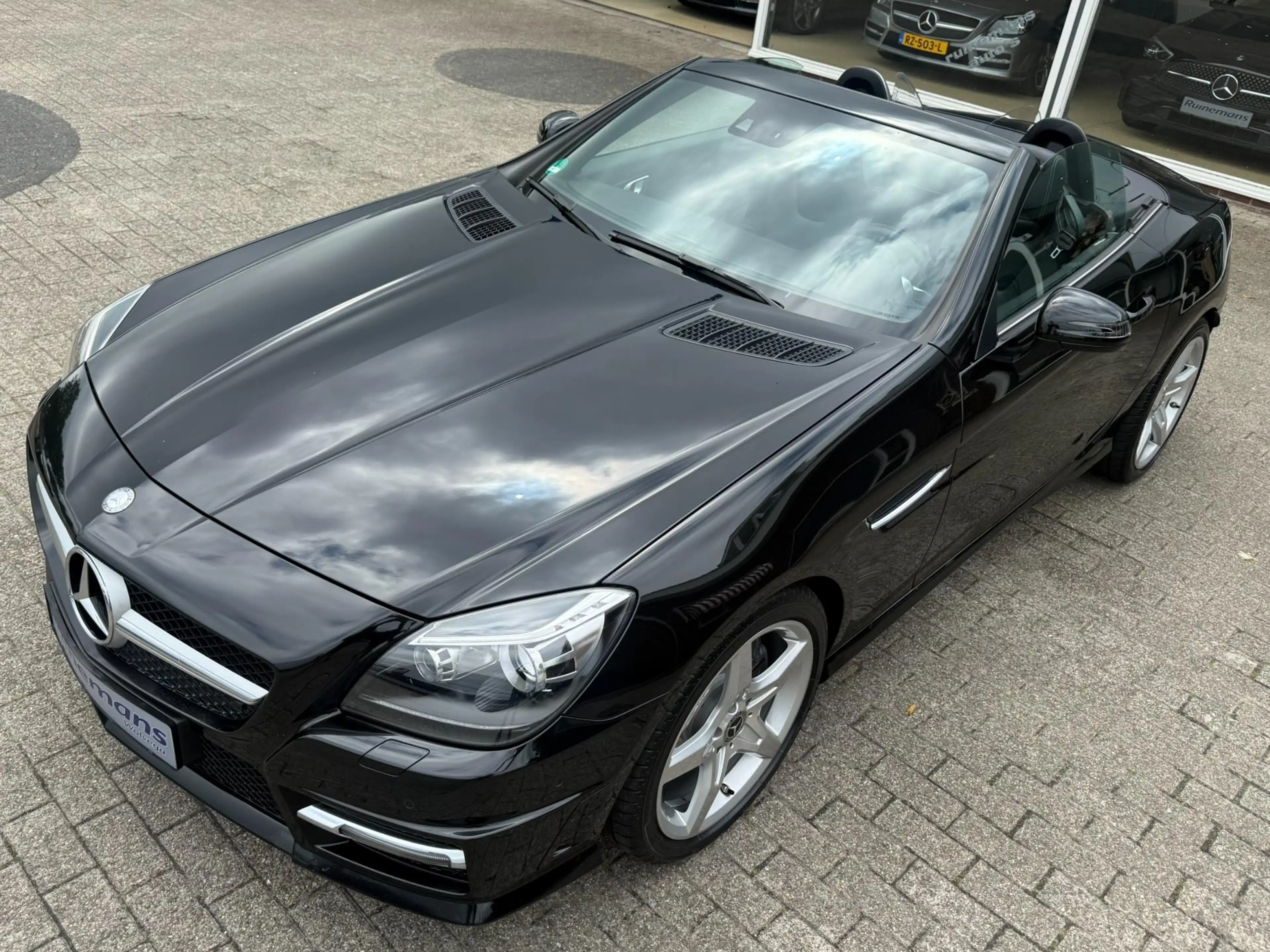Mercedes-Benz SLK 350 AMG / HARMAN / ILS / AIRSCARF — photo 13