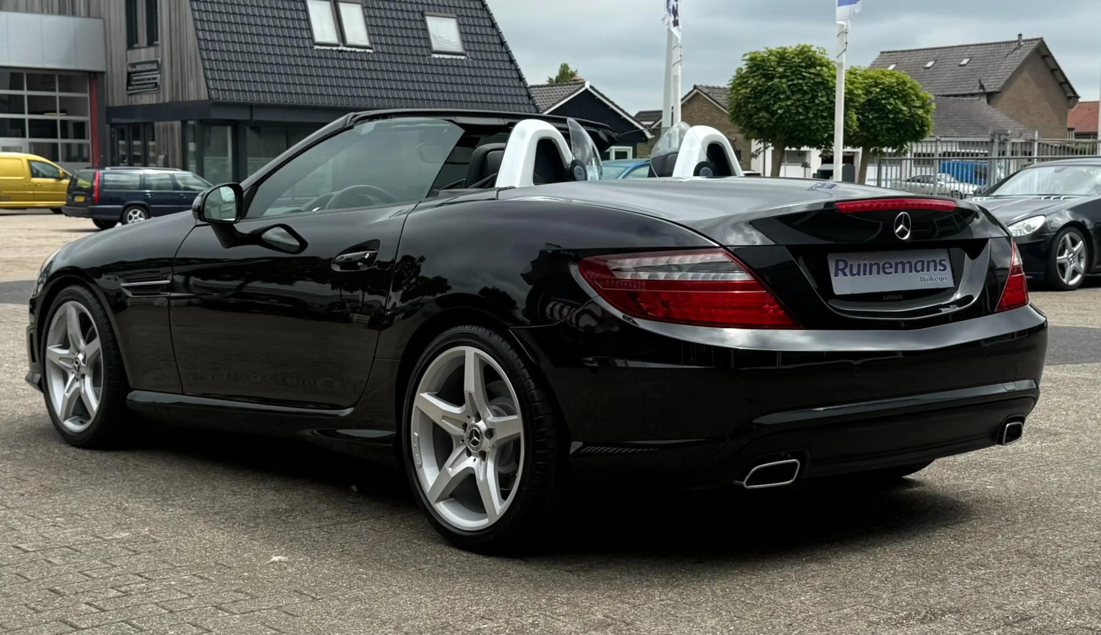 Mercedes-Benz SLK 350 AMG / HARMAN / ILS / AIRSCARF — photo 7