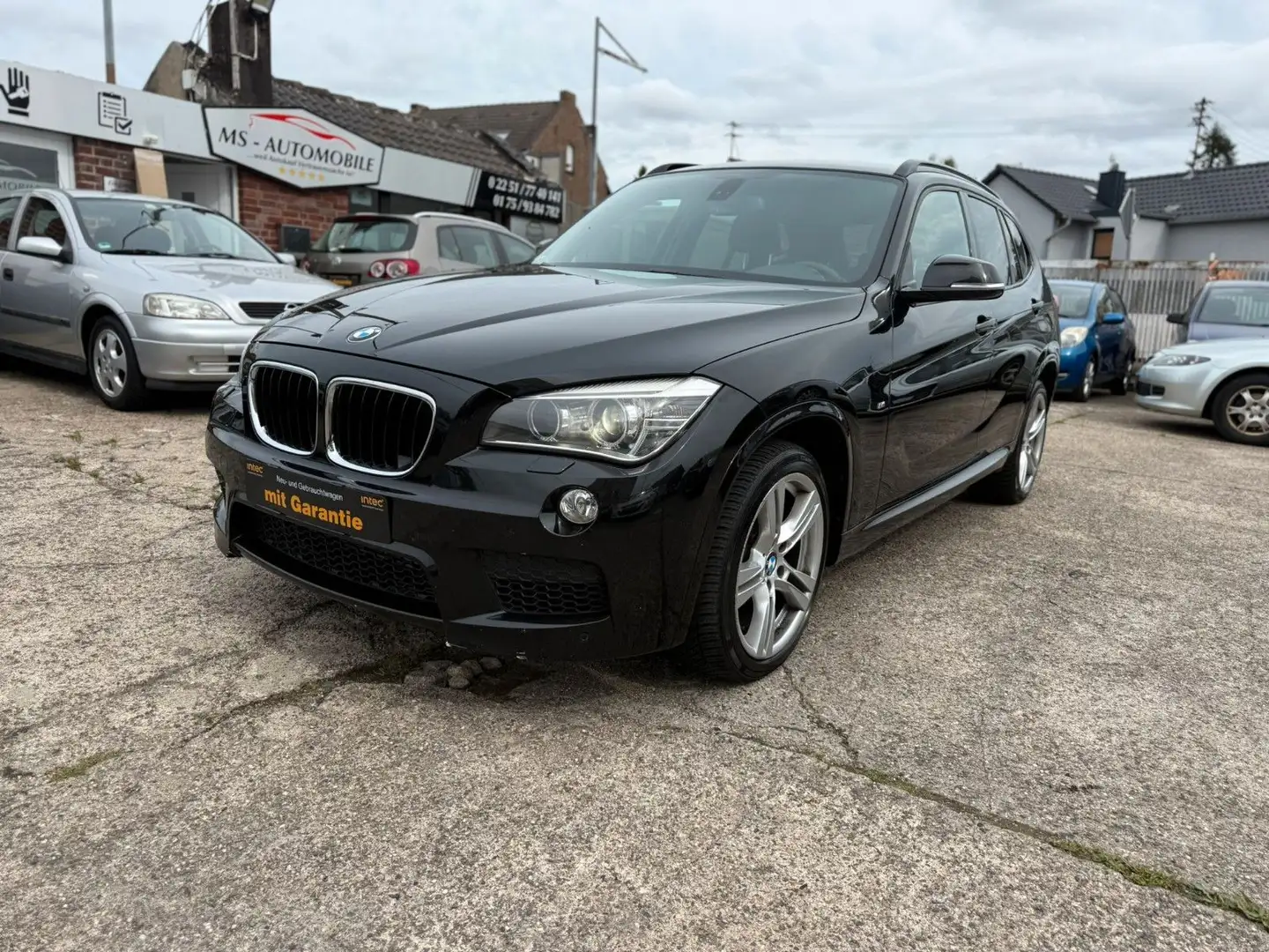 BMW X1 BMW X1 25 d xDrive*M-PAKET*GARANTIE*TÜV/NEU* Schwarz - 1