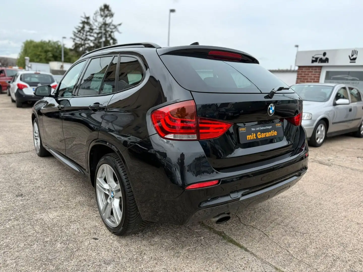 BMW X1 BMW X1 25 d xDrive*M-PAKET*GARANTIE*TÜV/NEU* Schwarz - 2