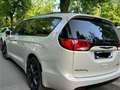 Chrysler Pacifica 3.6L V6 - Limited S - Voll Gris - thumbnail 3