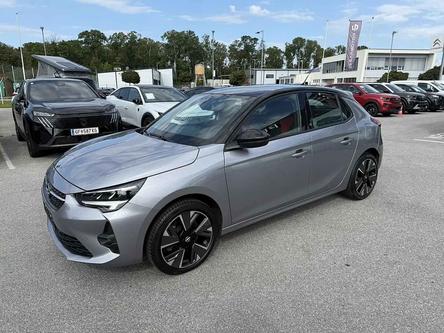 Opel Corsa-e 50kWh e-GS Line Grau - 2