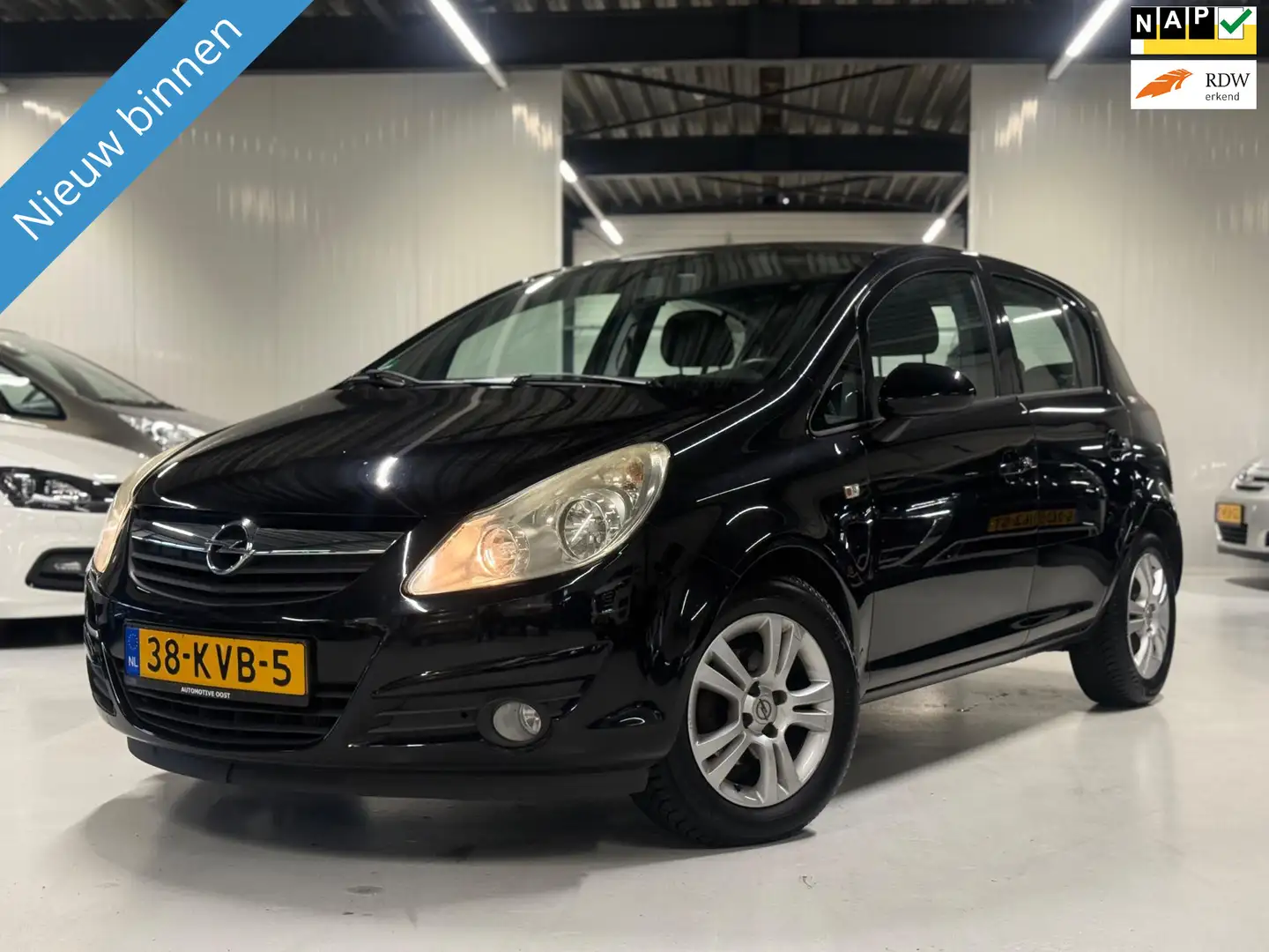 Opel Corsa 1.4-16V Enjoy Airco|Cruise|NEW APK Schwarz - 1