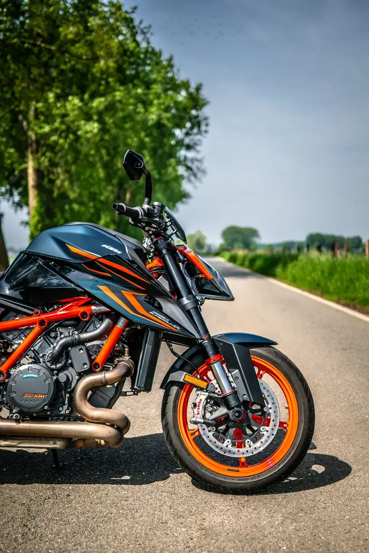 KTM 1290 Super Duke R Naranja - 2