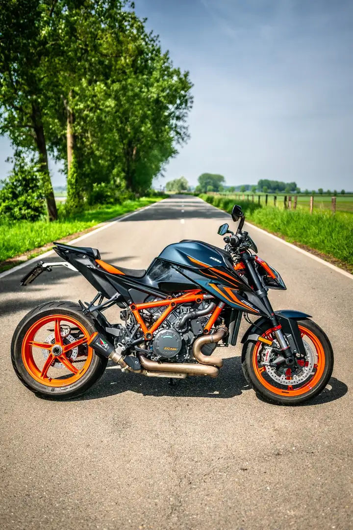 KTM 1290 Super Duke R Naranja - 1