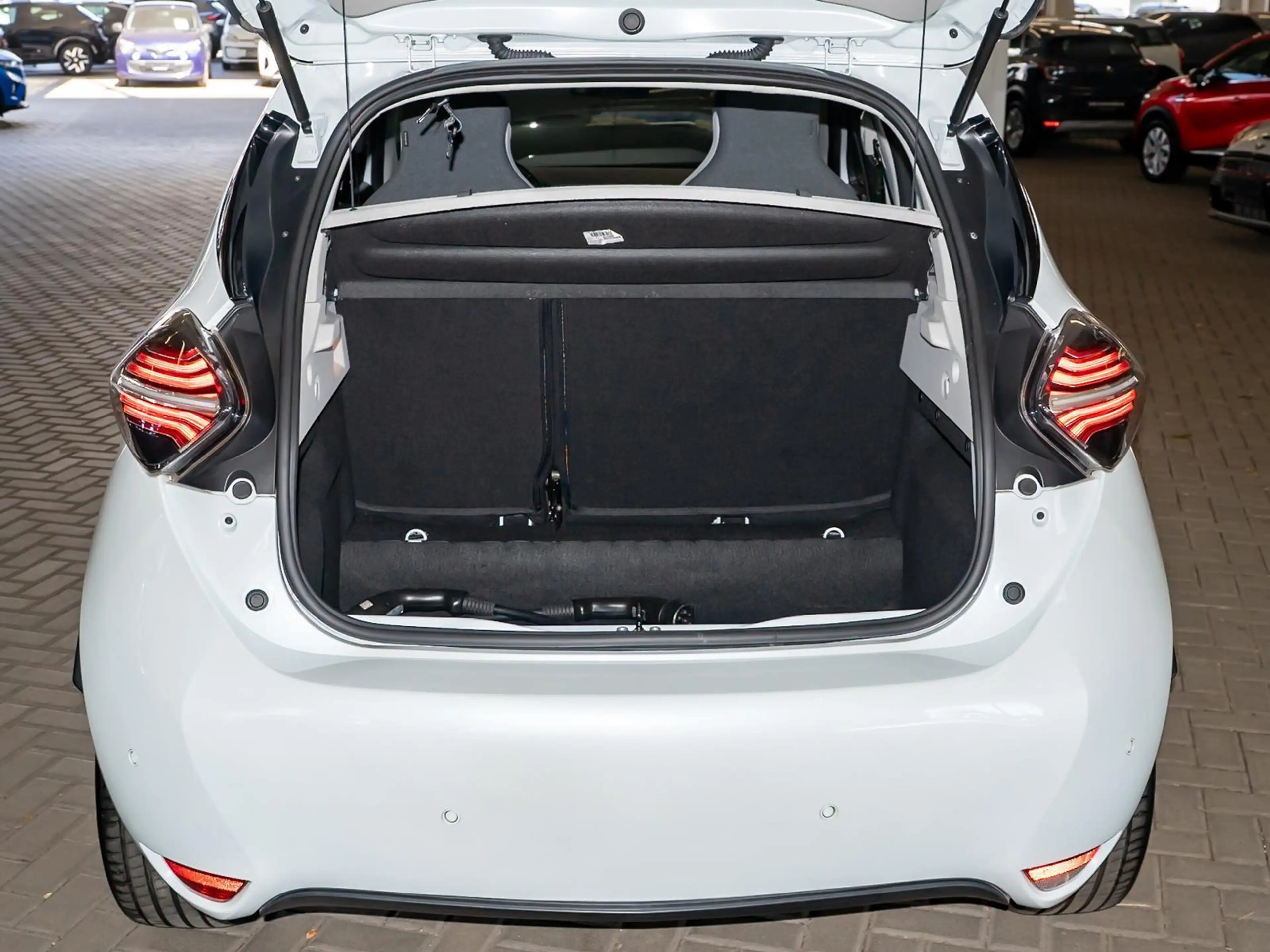 Renault ZOE Z.E.50 Experience Navi+SHZ+LHZ — photo 8