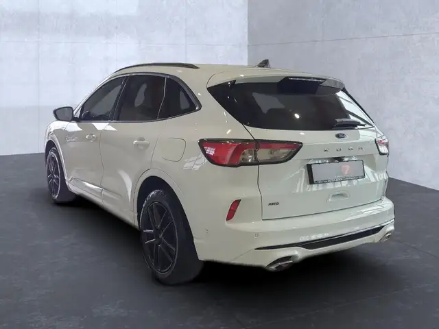 Ford Kuga view 3