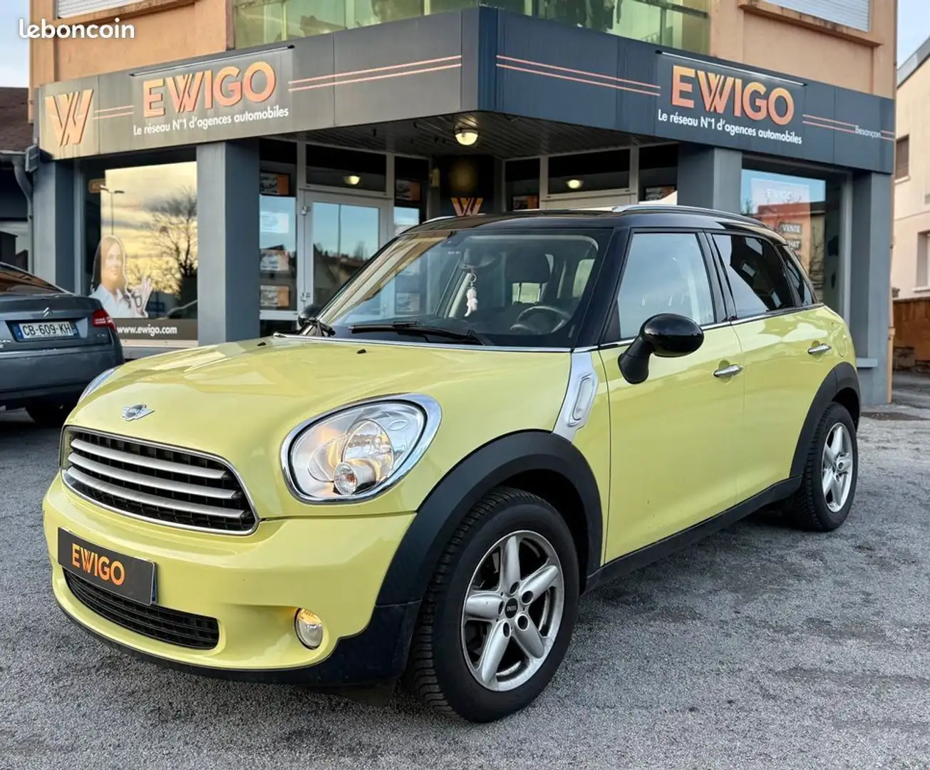 MINI Cooper Countryman 1.6 d 110 cooper Jaune - 1
