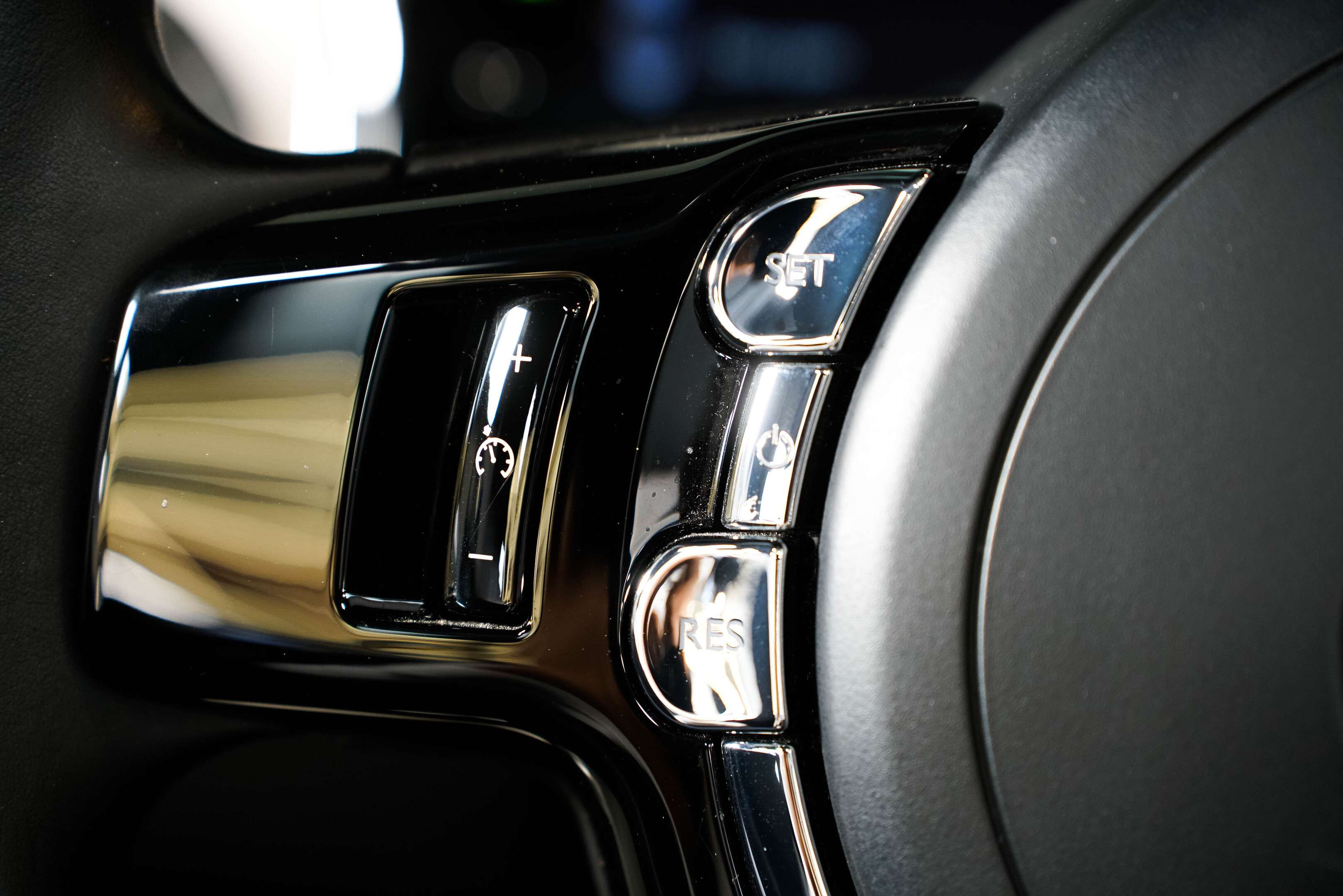 used 2016 Rolls-Royce Dawn car, priced at $269,900
