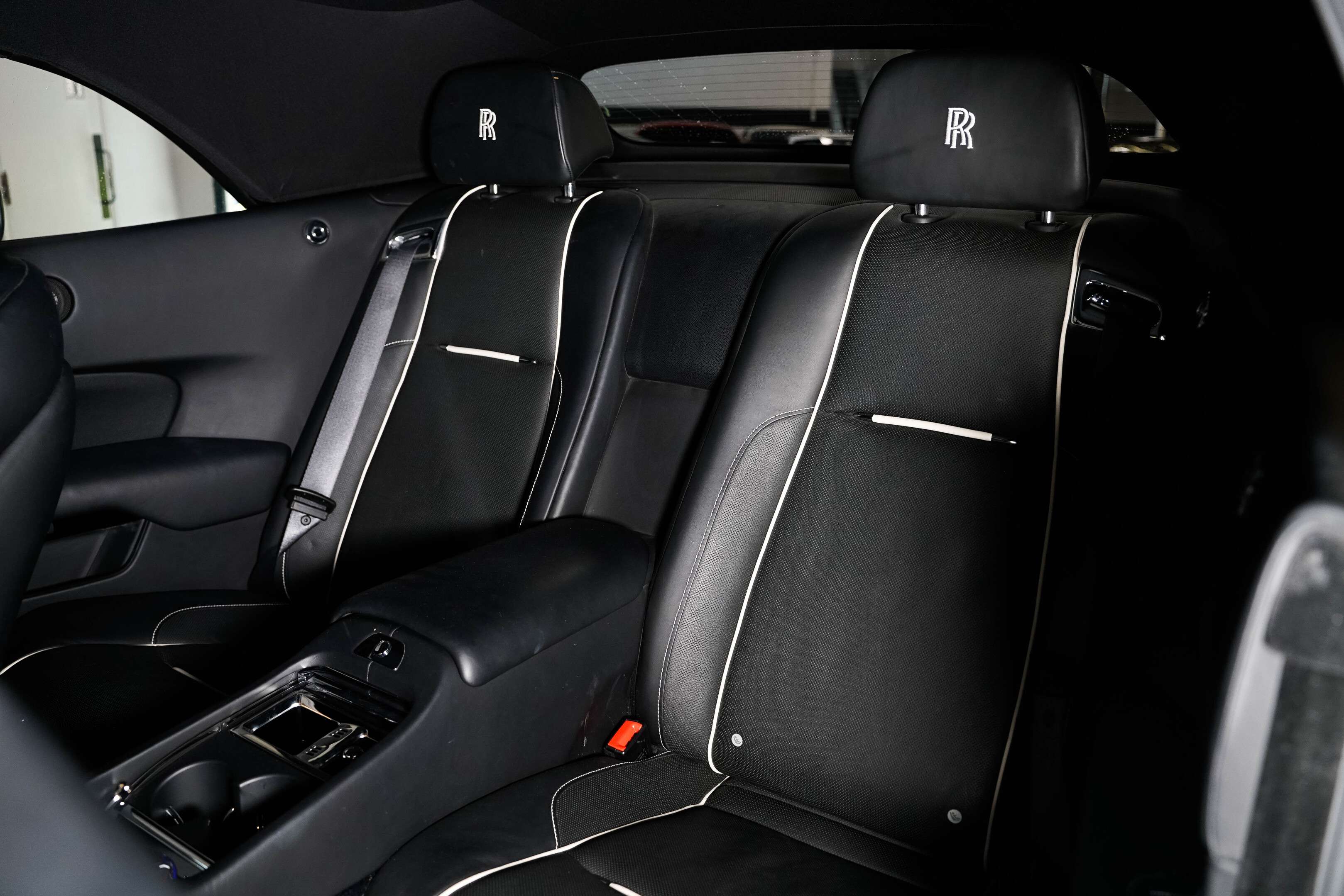 used 2016 Rolls-Royce Dawn car, priced at $269,900