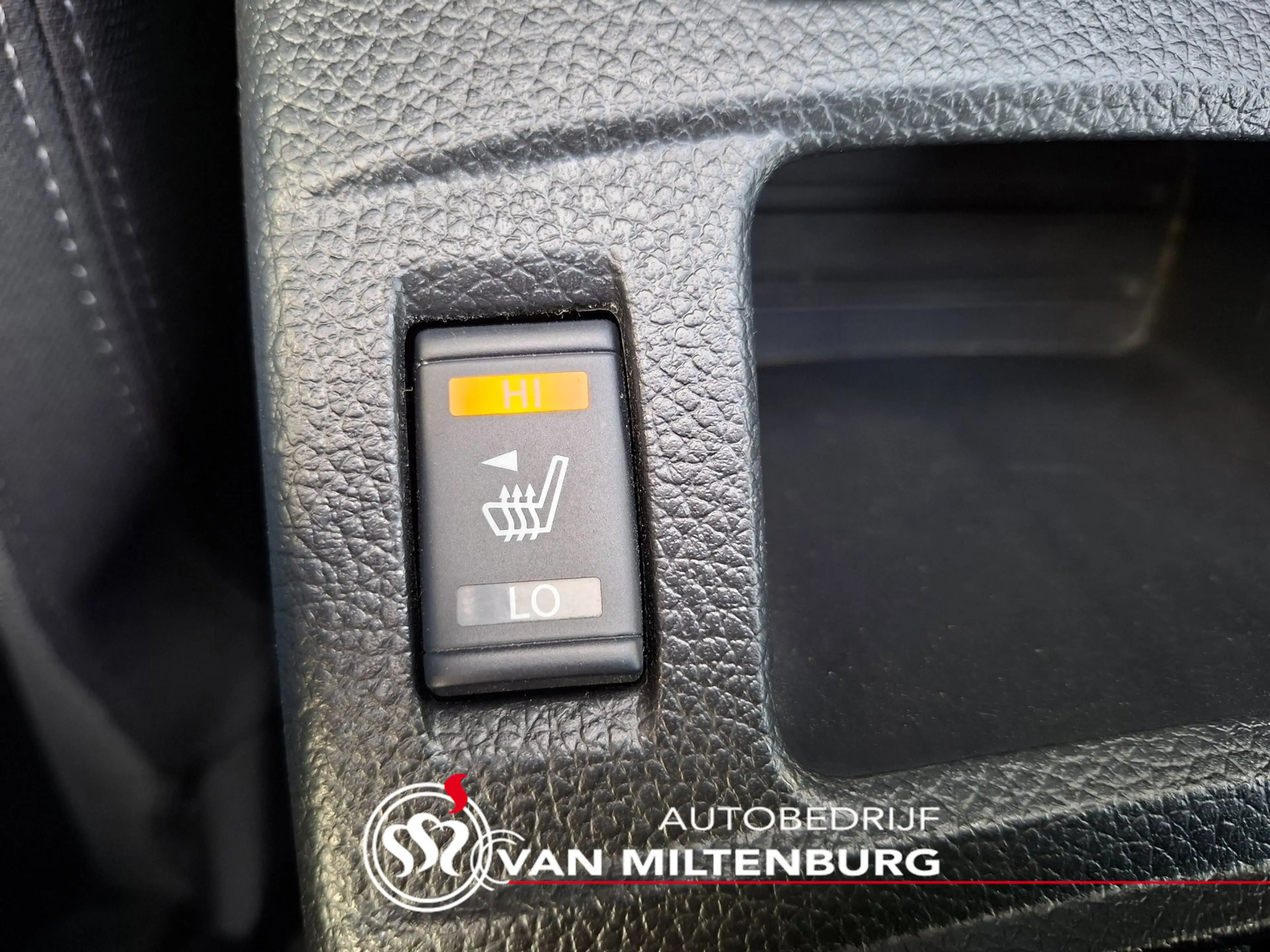 Nissan Qashqai 1.3 DIG-T Business Ed. Clima 360 Camera Stoelverwa — photo 14