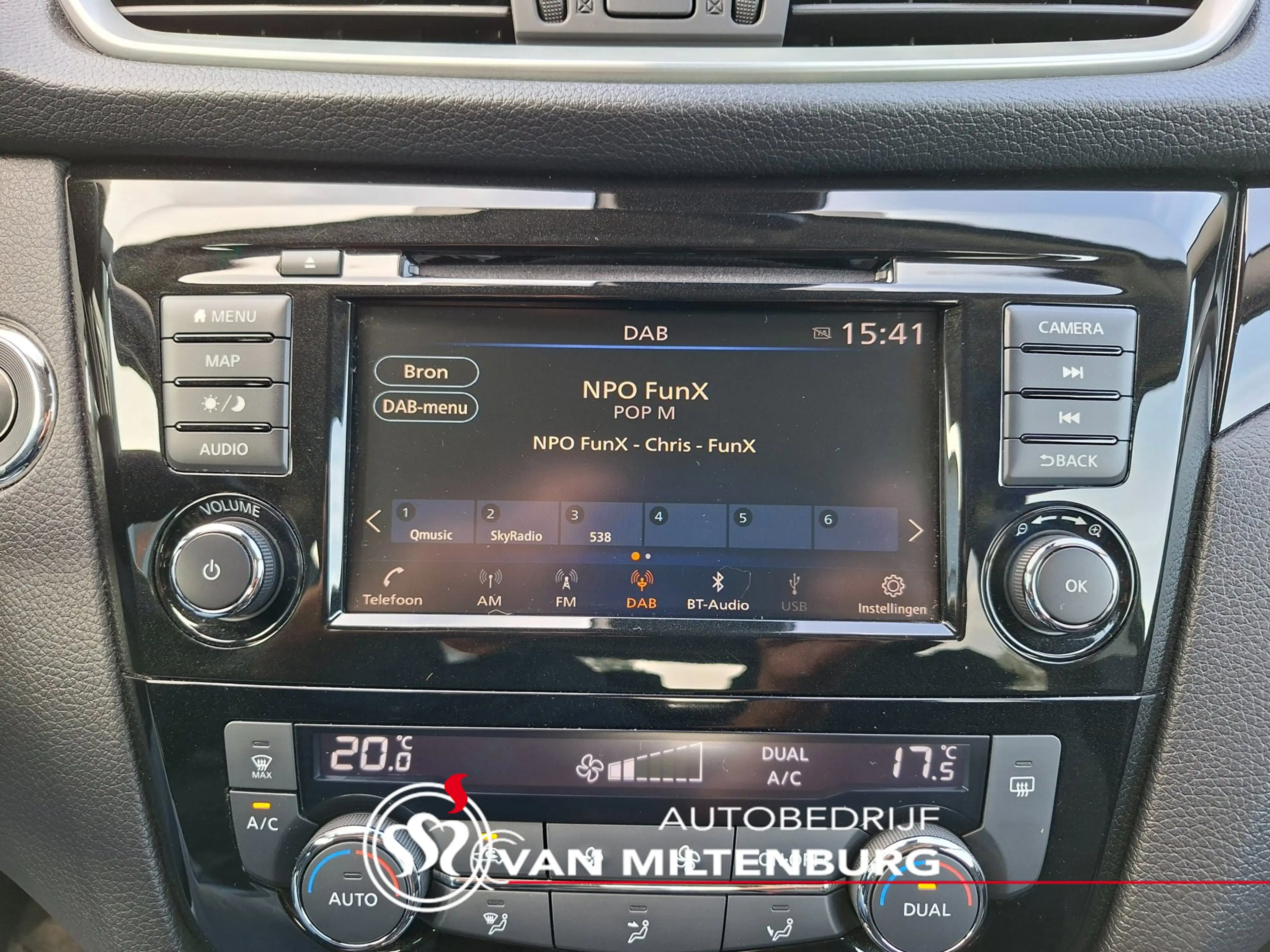 Nissan Qashqai 1.3 DIG-T Business Ed. Clima 360 Camera Stoelverwa — photo 8