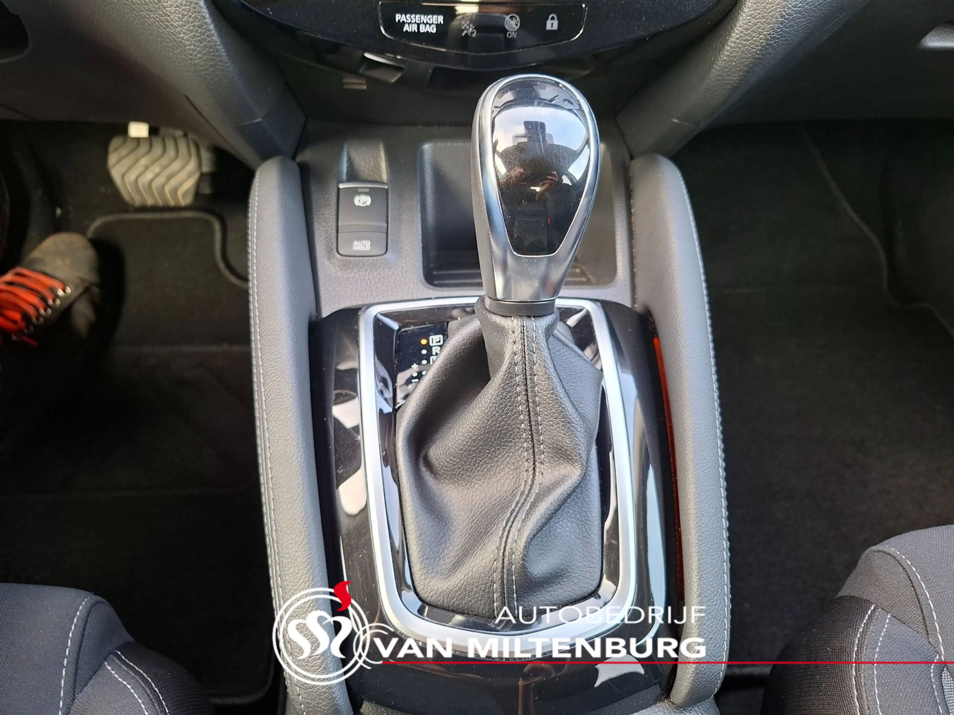 Nissan Qashqai 1.3 DIG-T Business Ed. Clima 360 Camera Stoelverwa — photo 6