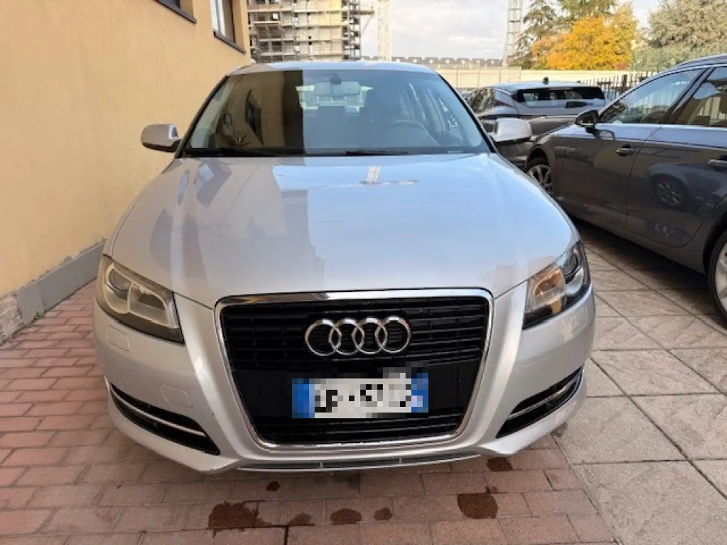 Audi A3 SPB 2.0 TDI 170 CV F.AP. S tronic Ambiente Argent - 2