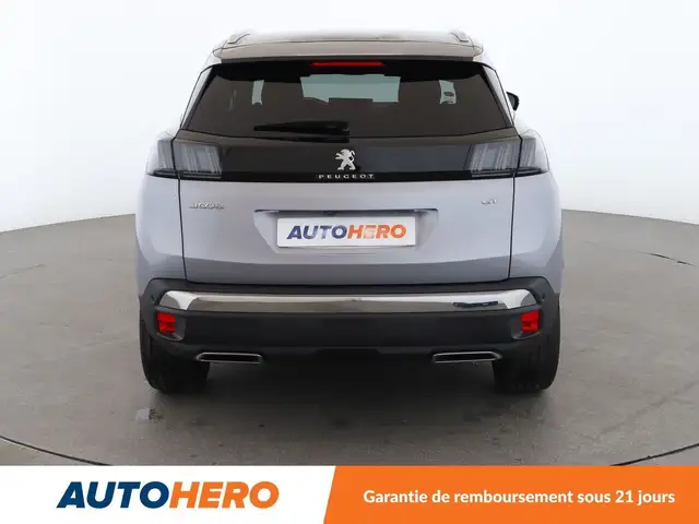 Peugeot 3008 view 5
