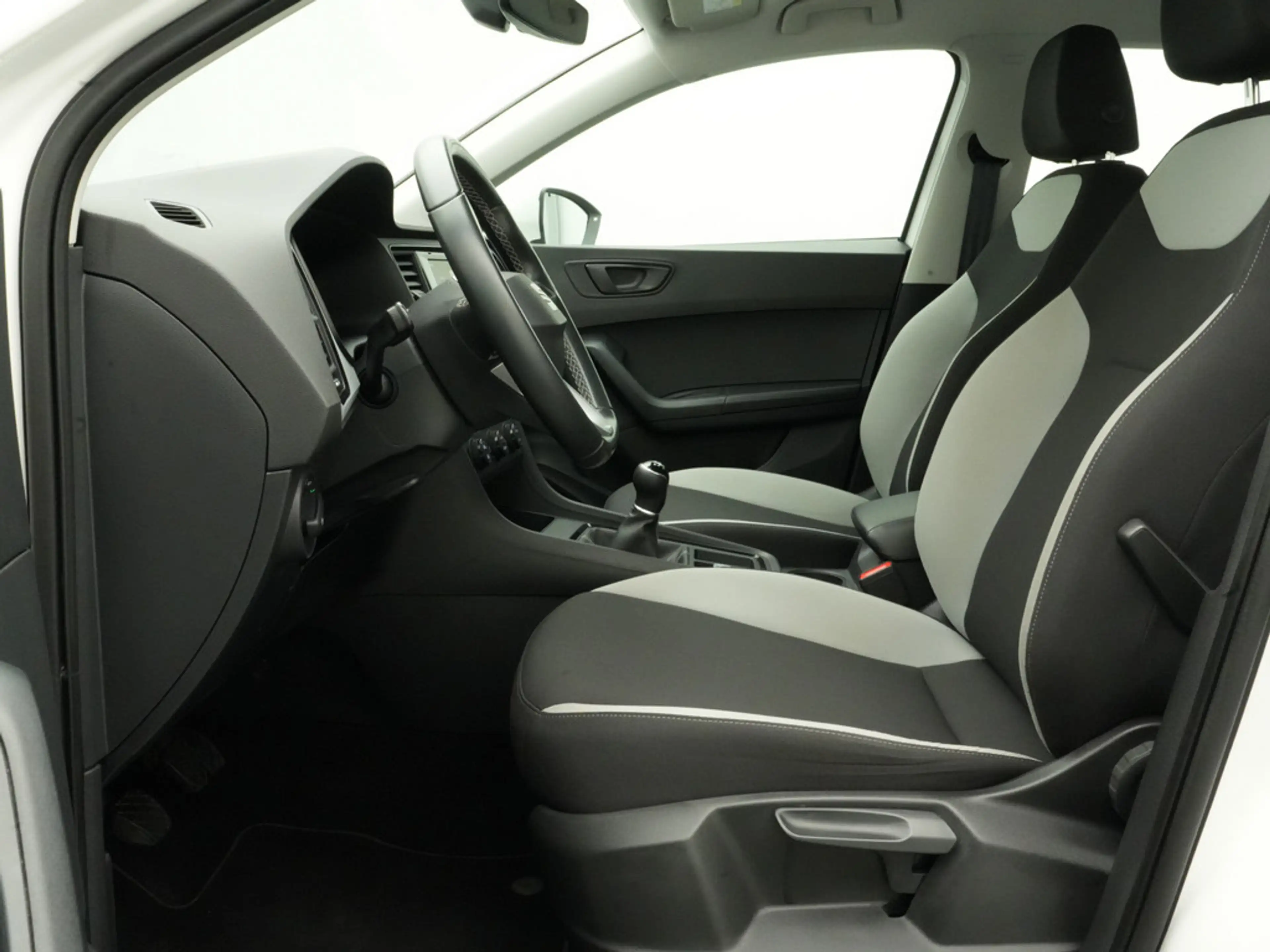 SEAT Ateca VIRT CARPLAY LED PDC KLIMA KLIMA FACELIFT — photo 6